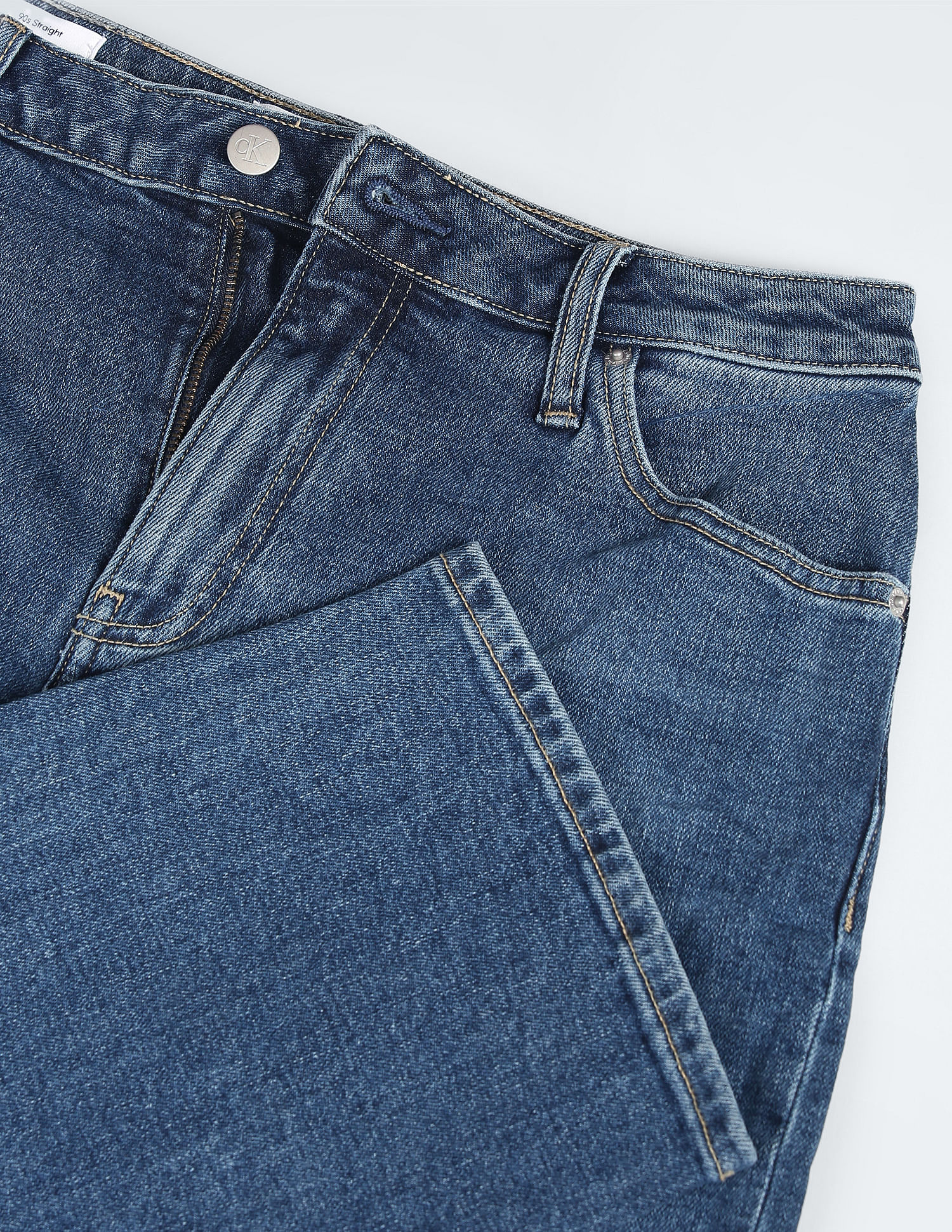 Calvin Klein Lightly Distressed 90s Straight Fit Jeans