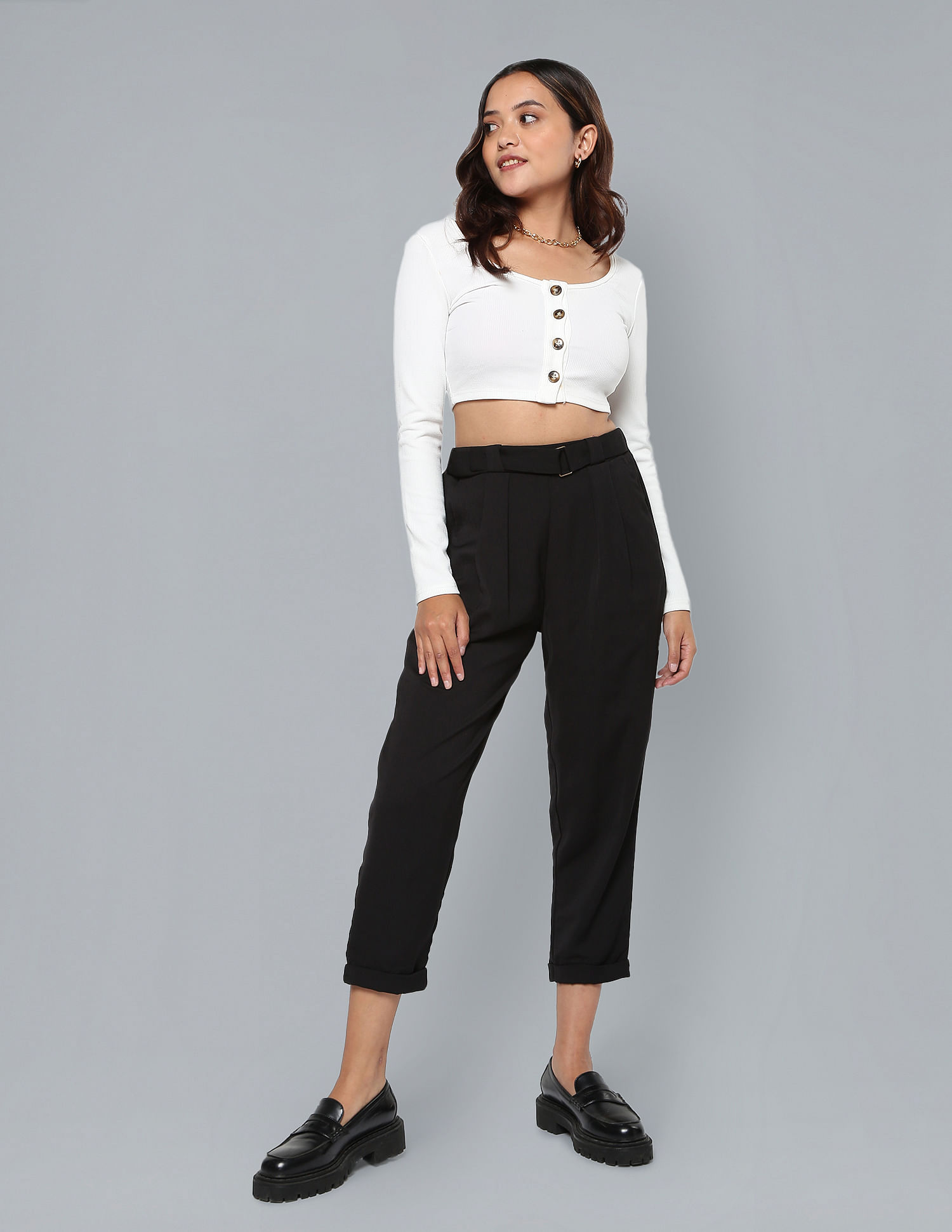 Buy online Pocket Detail Pleated Trousers from bottom wear for Women by  Jiso for 479 at 63 off  2023 Limeroadcom