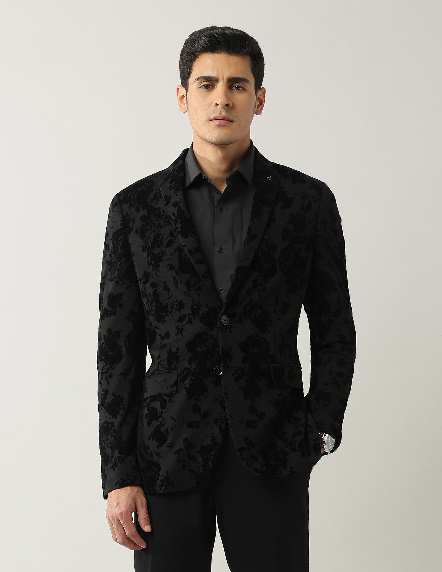Arrow Zero Calorie Slim Fit Night Is Young Party Blazer