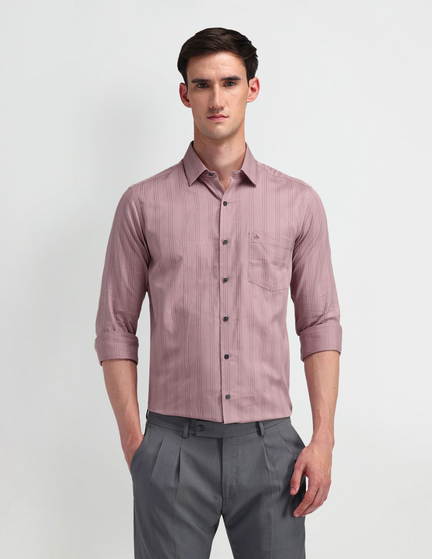 Arrow Manhattan Slim Fit Vertical Striped Shirt