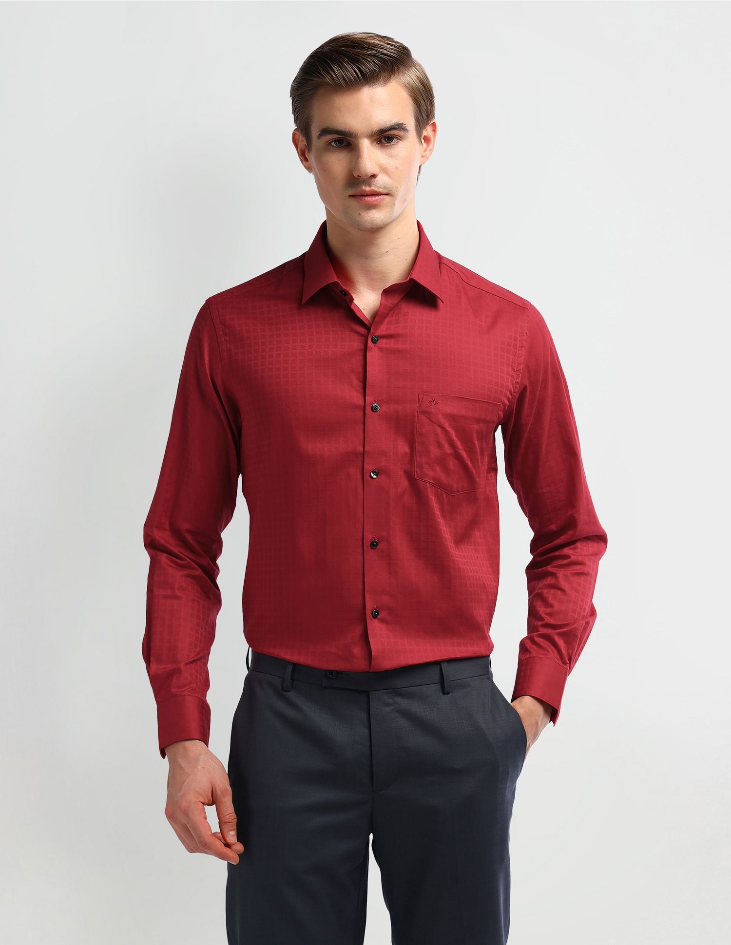 Arrow Cutaway Collar Cotton Shirt