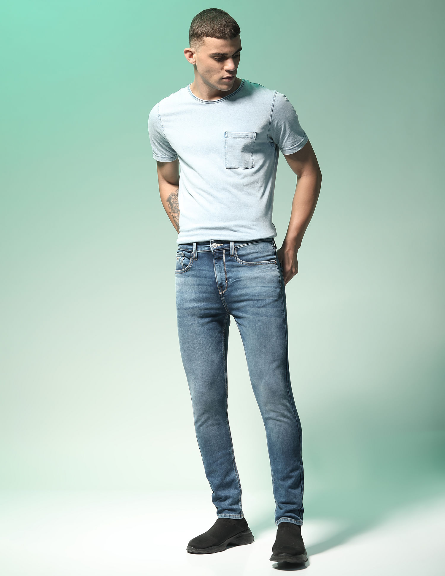 Flying Machine Slim Tapered Fit Stone Wash Jeans