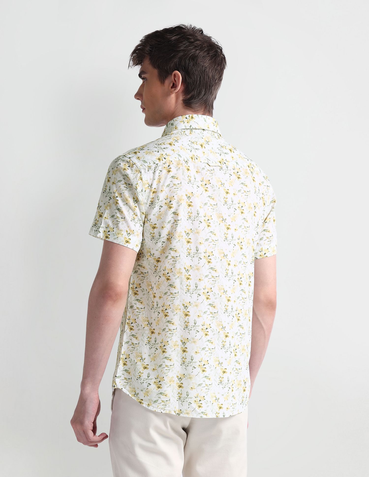 U.S. Polo Assn. Short Sleeve Slim Fit Floral Shirt