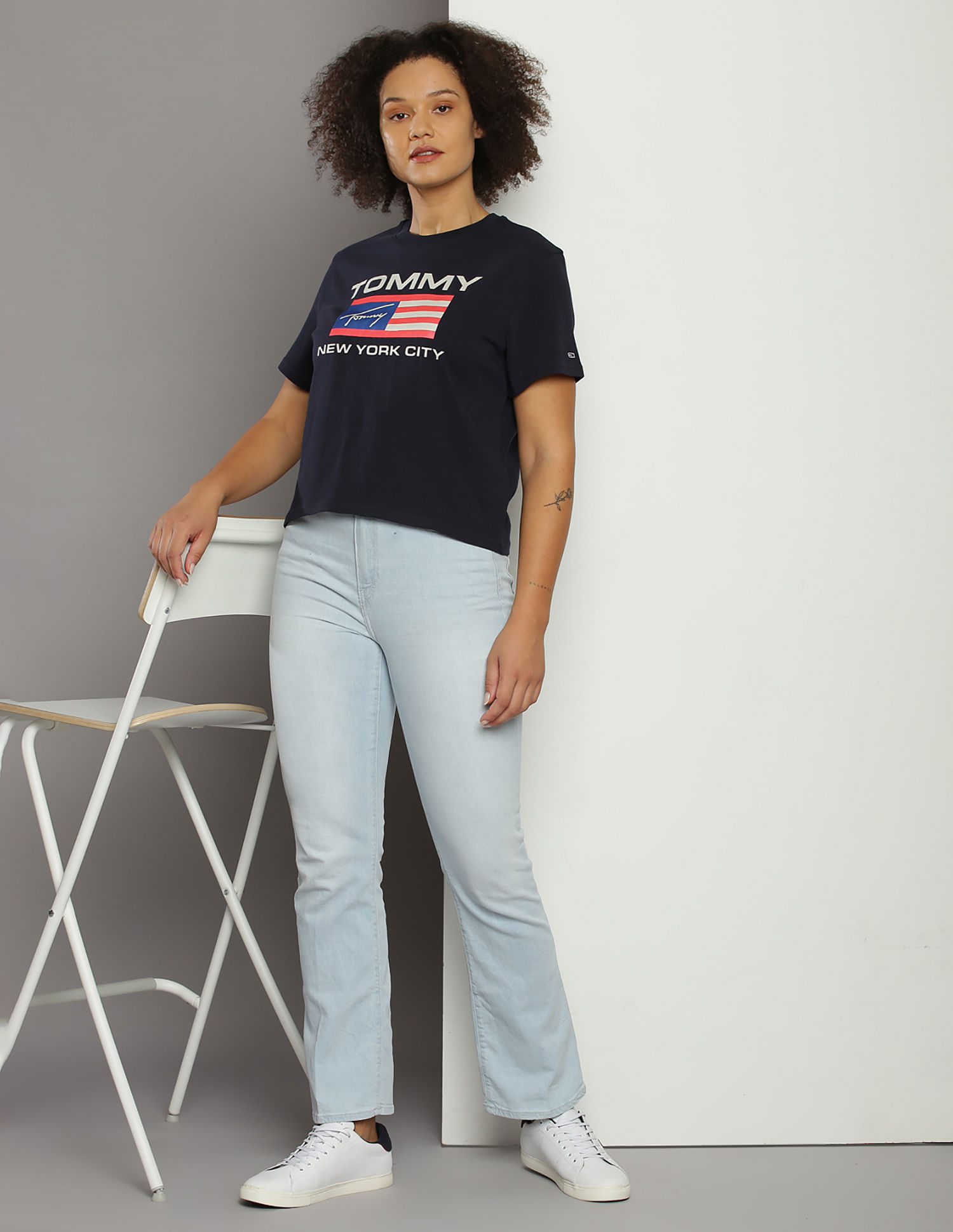 Tommy Hilfiger Classic Modern Prep Flag T-Shirt