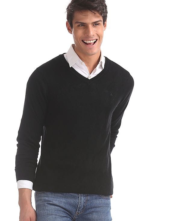 Men Black V-Neck Long Sleeve Sweater 