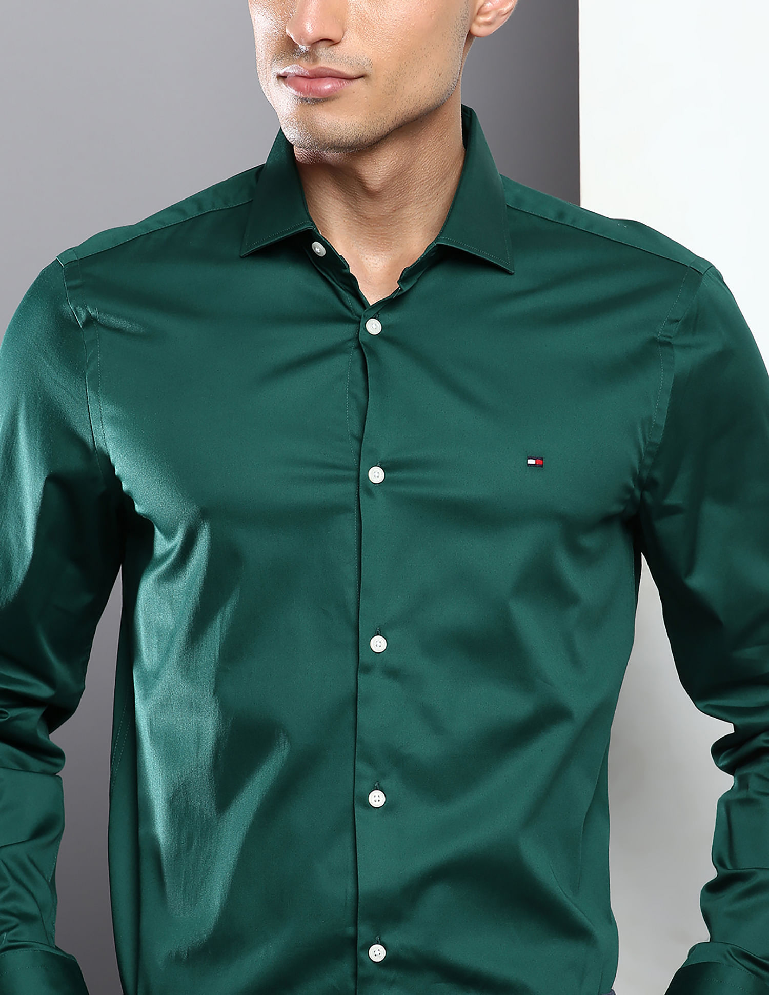 Buy Tommy Hilfiger Solid Satin Casual Shirt - NNNOW.com