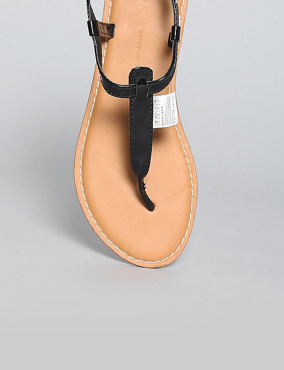 Buy GAP Girls Black T Strap Sandals NNNOW