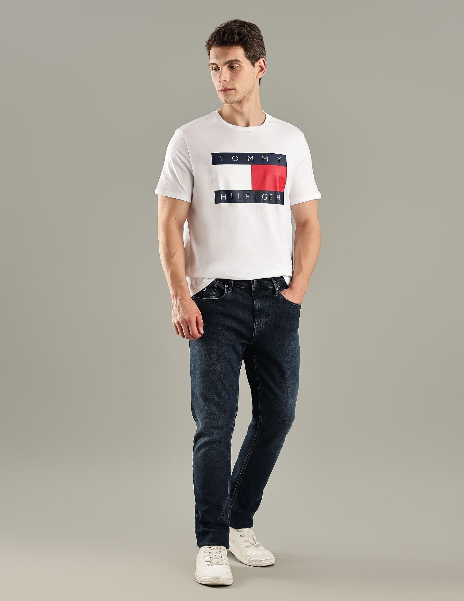 Tommy Hilfiger Logo Regular-Fit Cotton T-Shirt