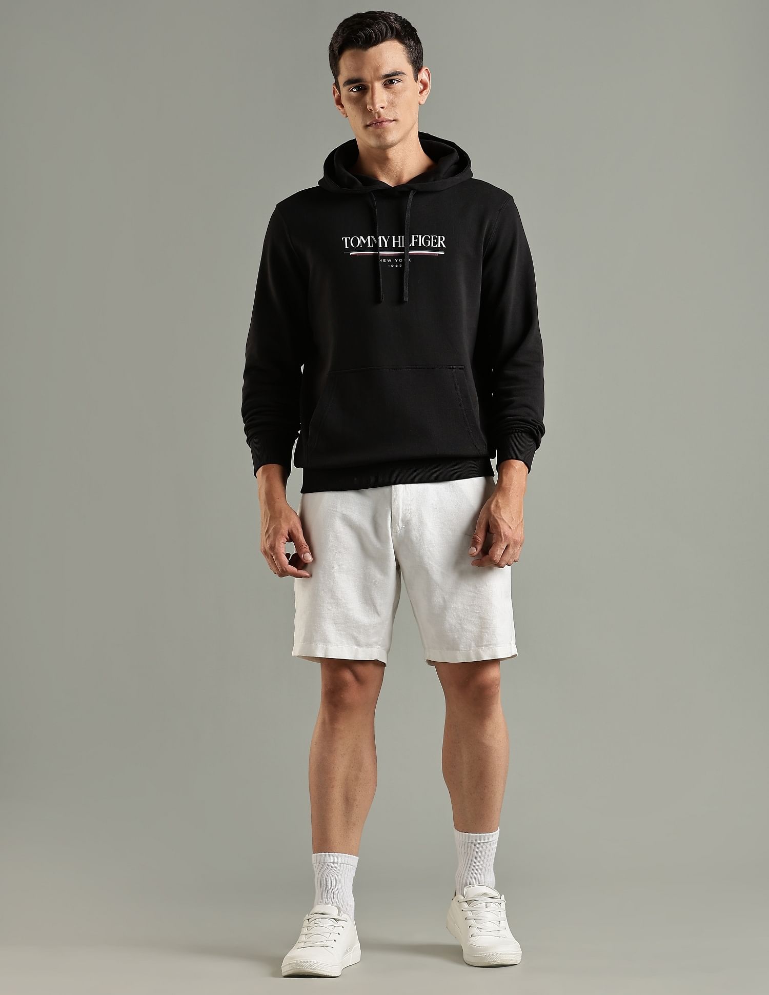Tommy Hilfiger Logo Regular Fit Cotton Sweatshirt