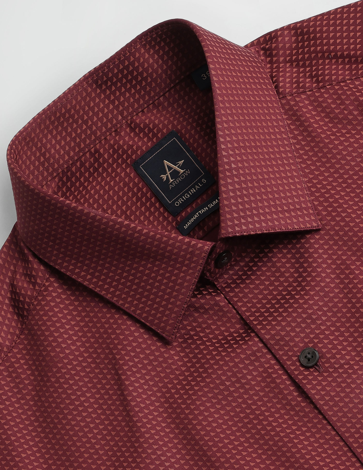 Arrow Pure Cotton Manhattan Slim Fit Shirt