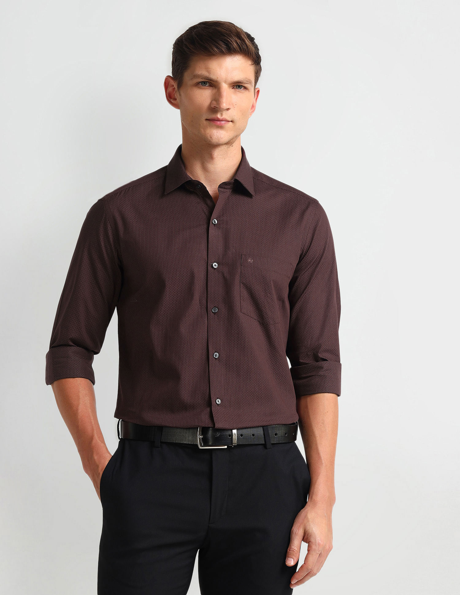 Arrow Manhattan Slim Fit Textured Shirt