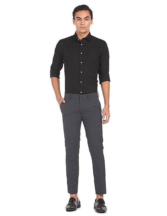 Arrow Spread Collar Solid Formal Shirt