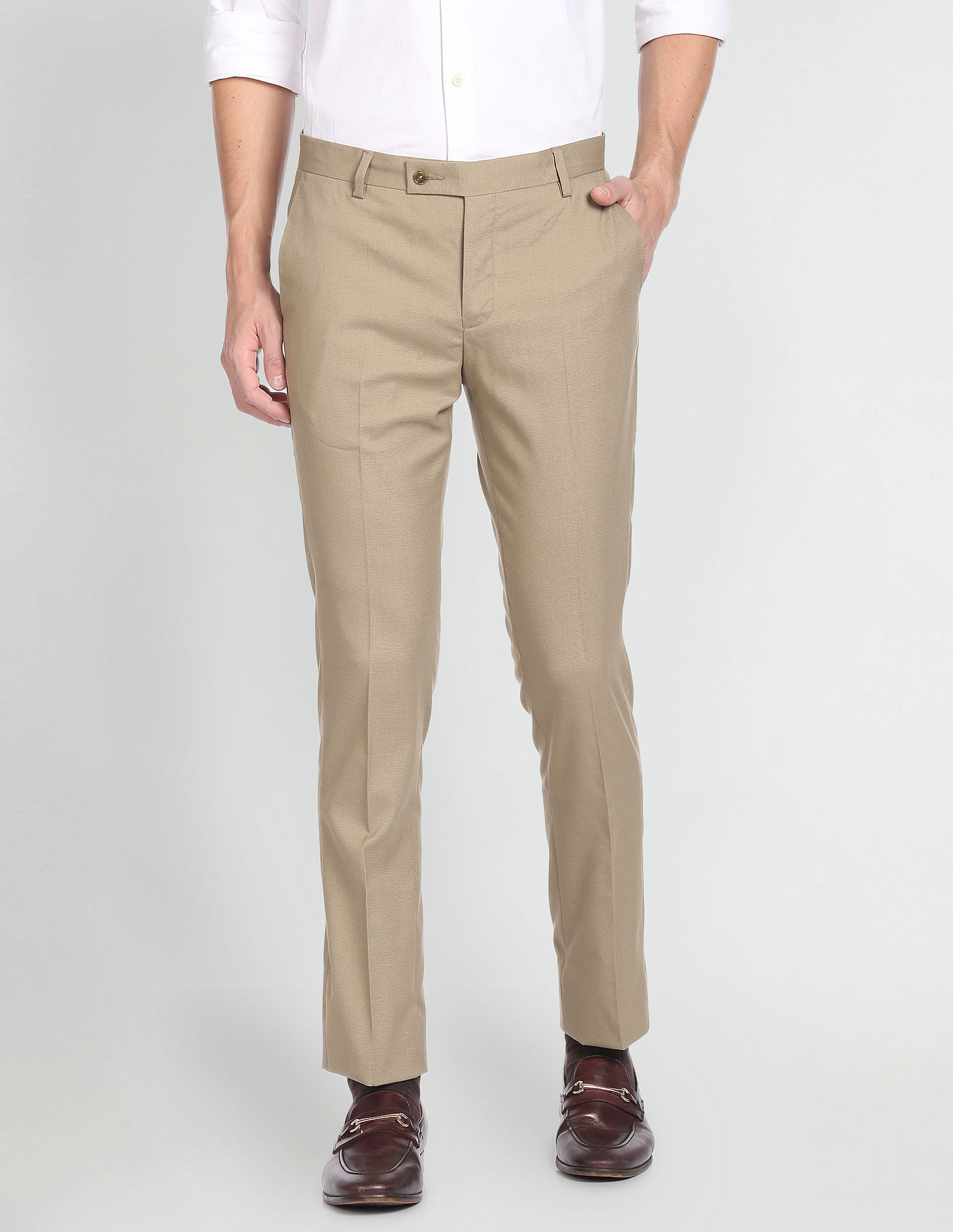 Buy online Mid Rise Flat Front Casual Trouser from Bottom Wear for Men by  Arrow Sport for ₹1500 at 50% off | 2024 Limeroad.com