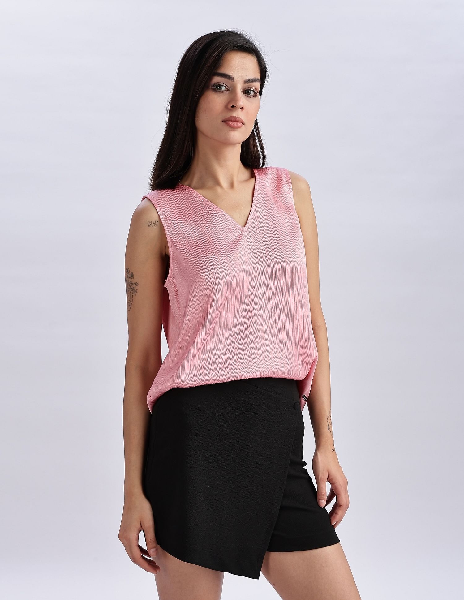 Calvin Klein Jeans Regular Fit Polyester V-Neck Tops
