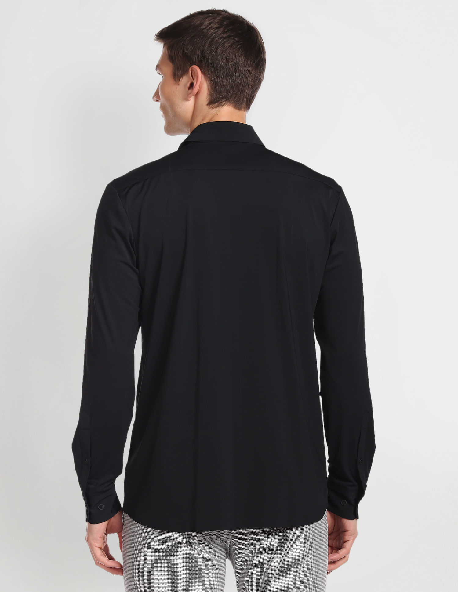 Arrow Newyork Cutaway Collar Solid Knit Shirt