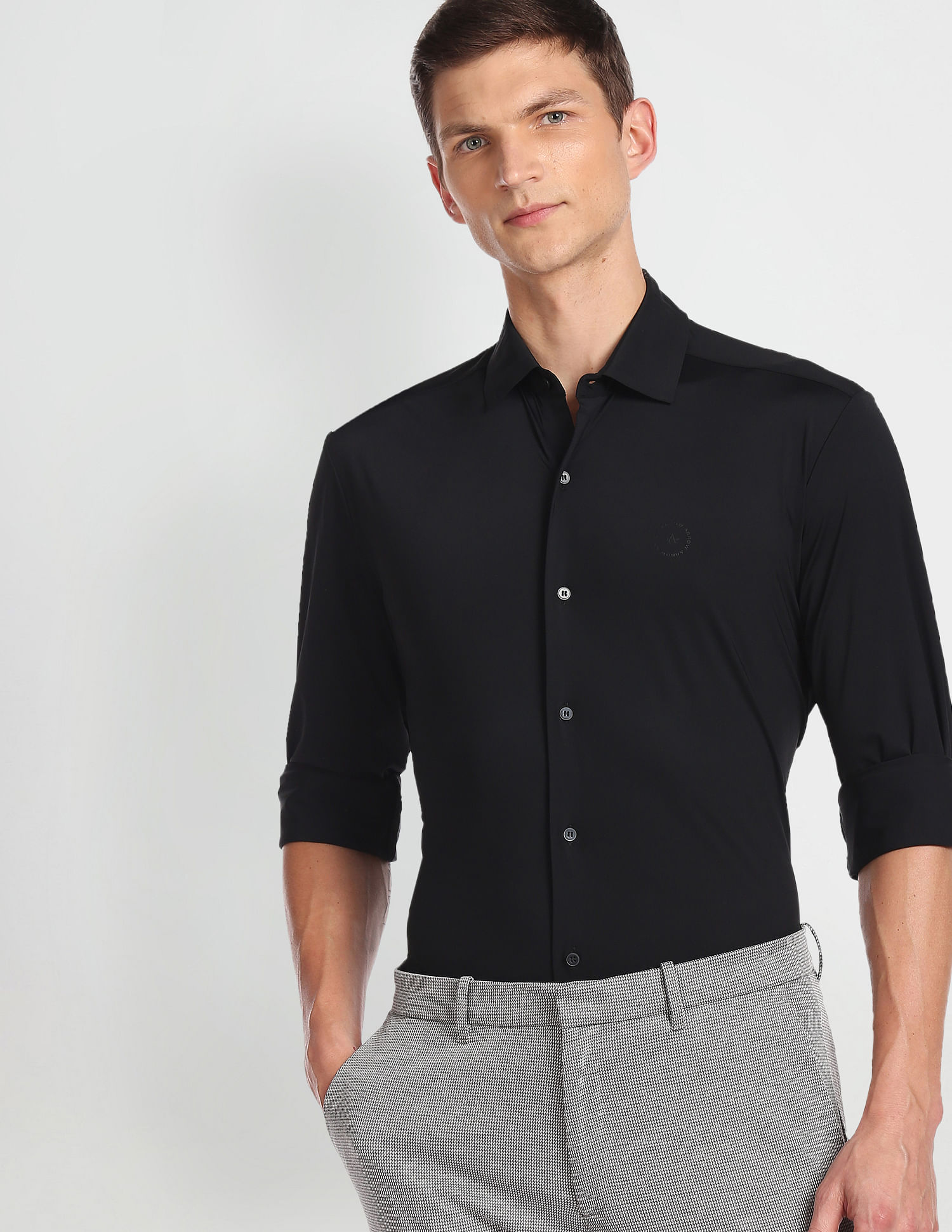 Arrow Newyork Cutaway Collar Solid Knit Shirt