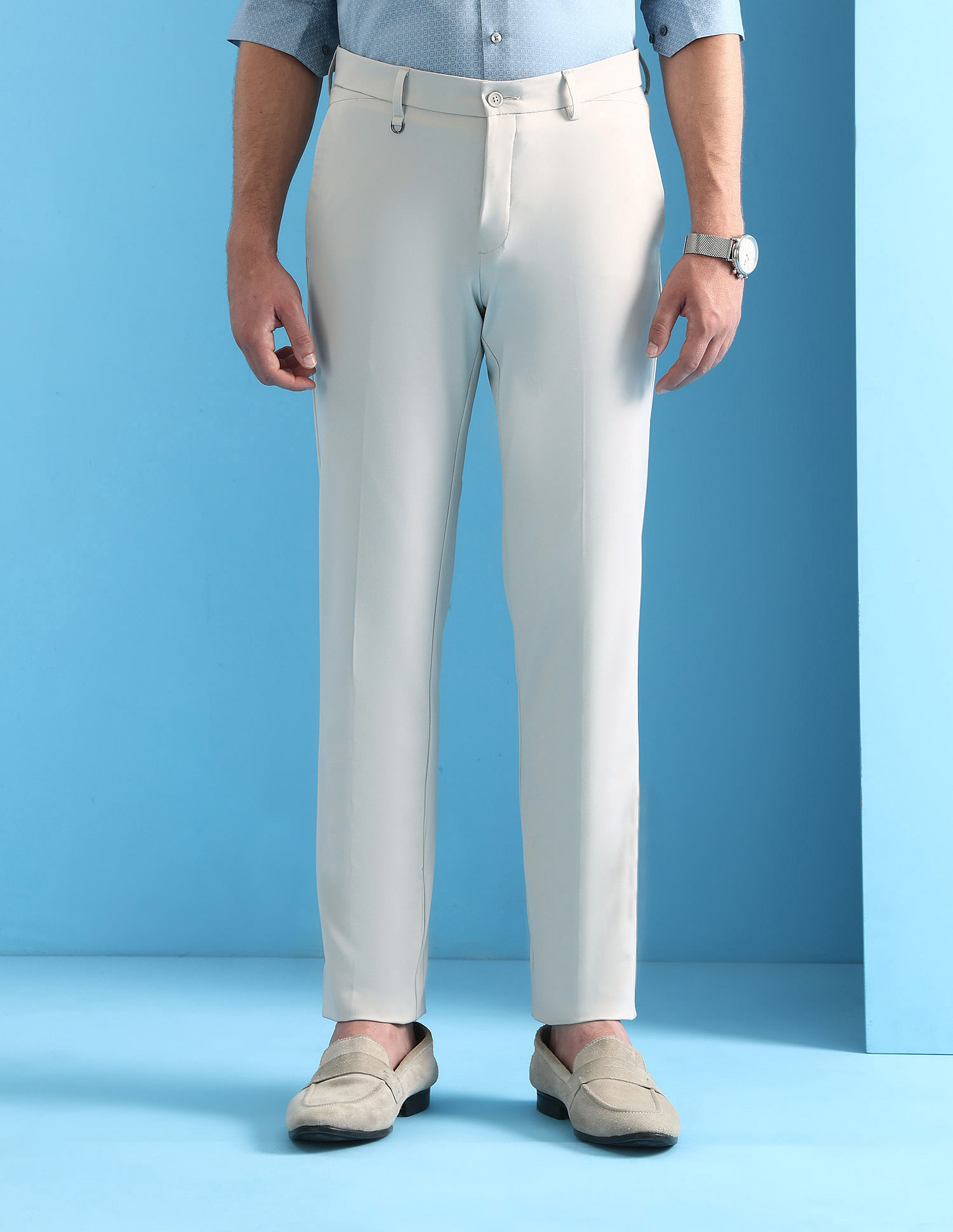 Arrow Newyork Solid Regular Fit Knitted Trousers