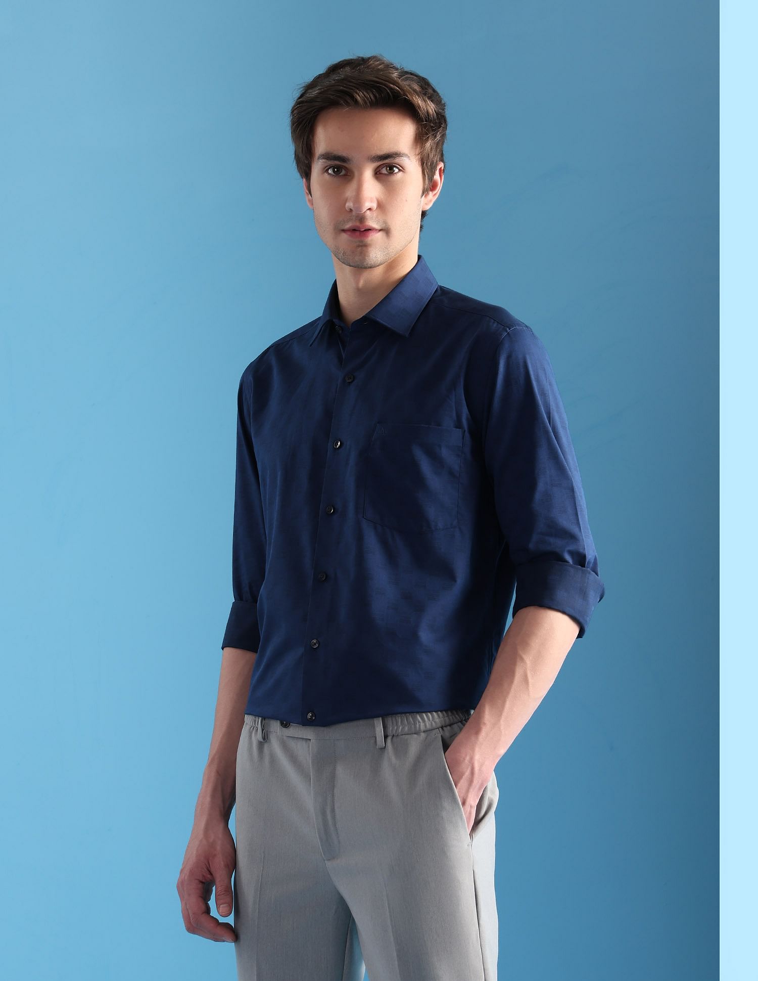 Arrow Manhattan Slim Fit Velocity 5 In 1 Shirt