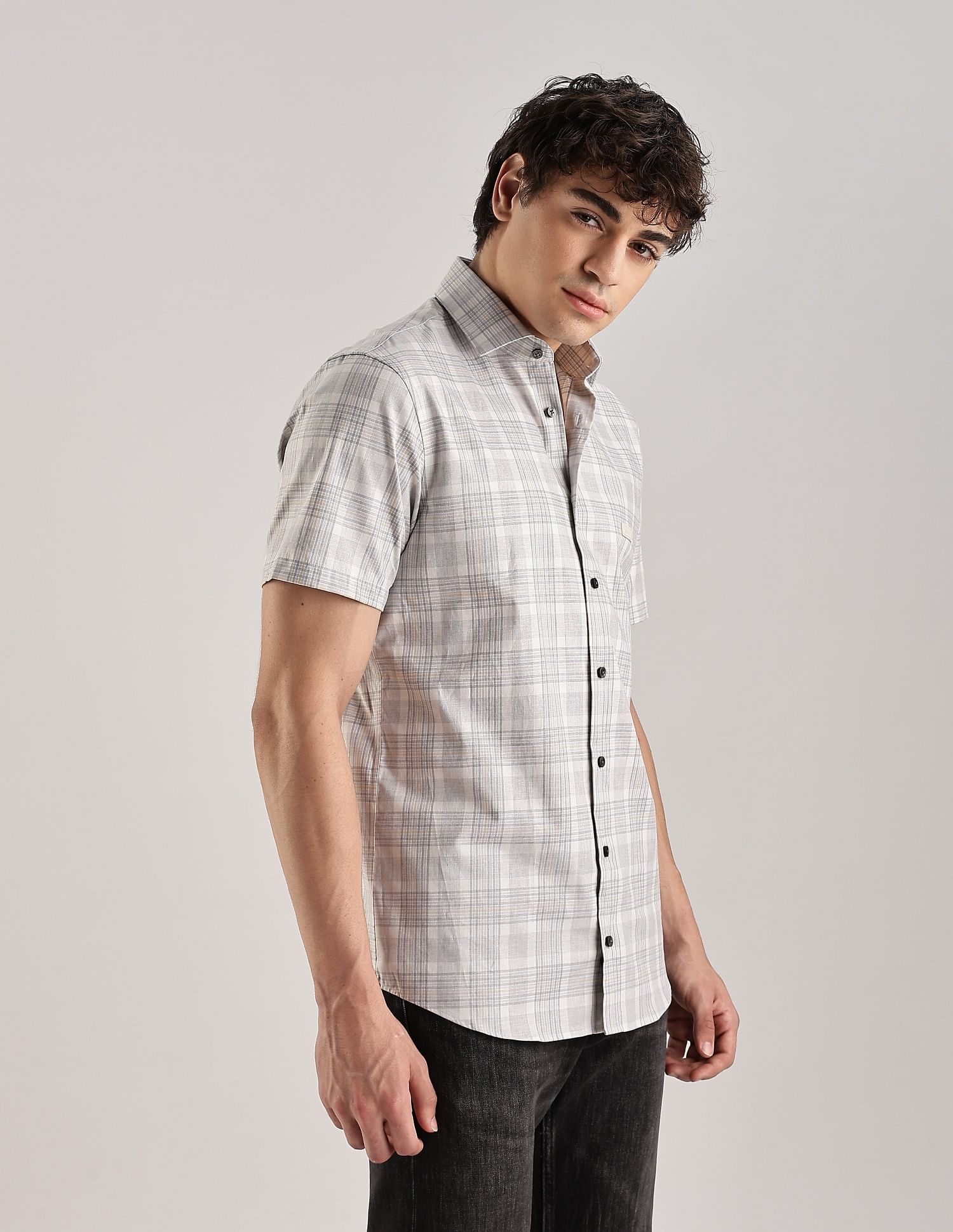Calvin Klein Checks Slim-Fit Twill Woven Shirt