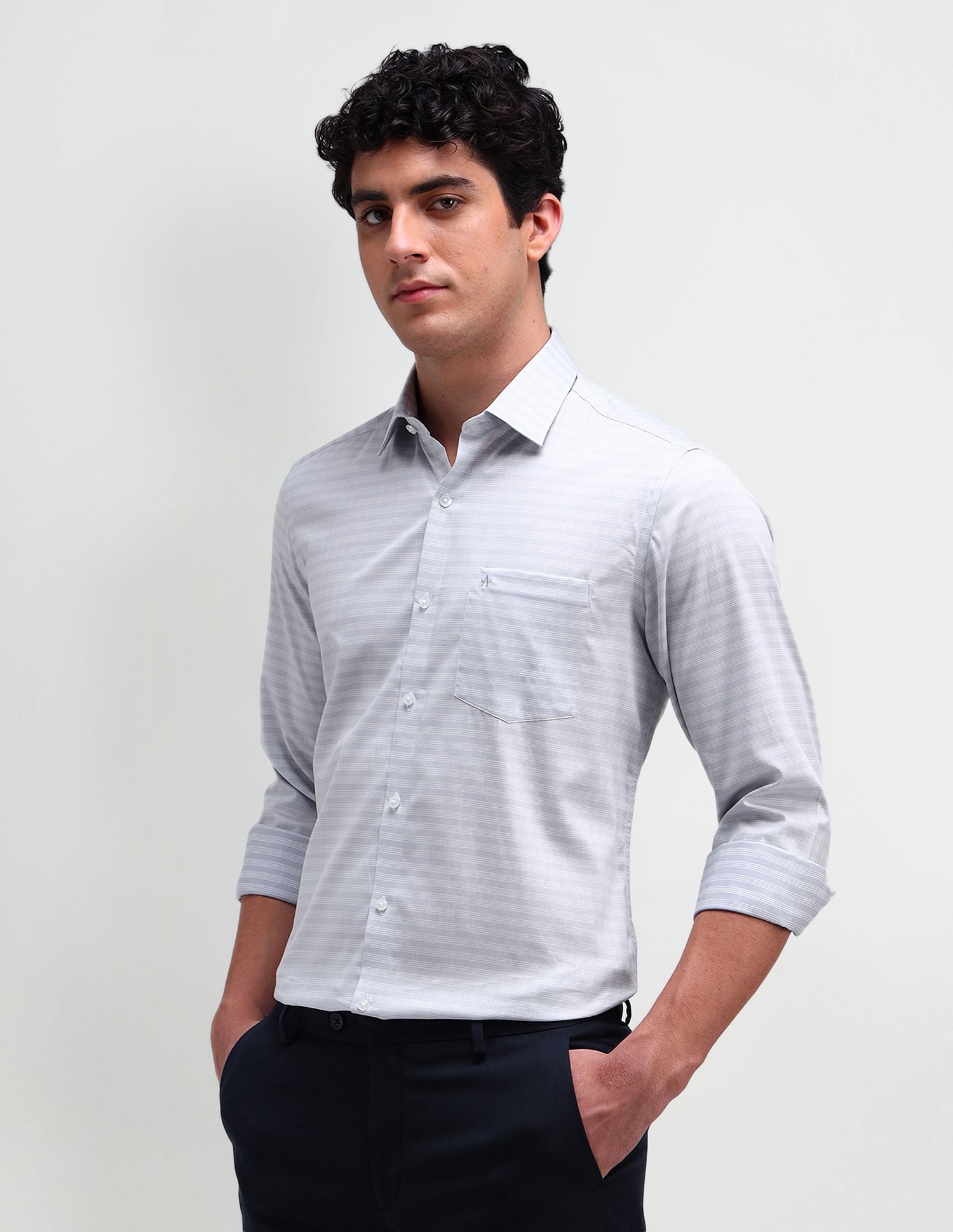 Arrow Manhattan Slim Horizontal Striped Shirt