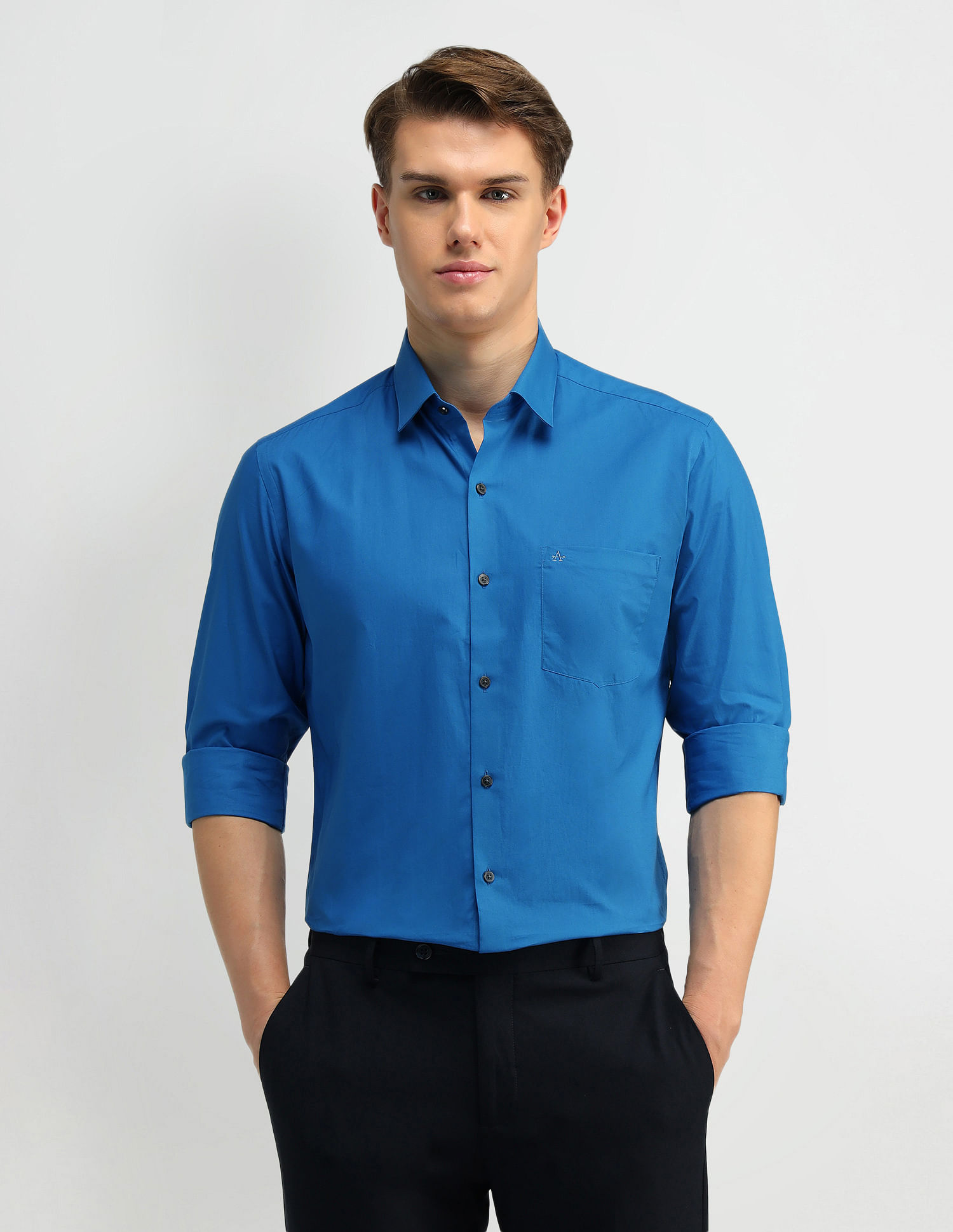 Arrow Solid Manhattan Slim Fit Shirt