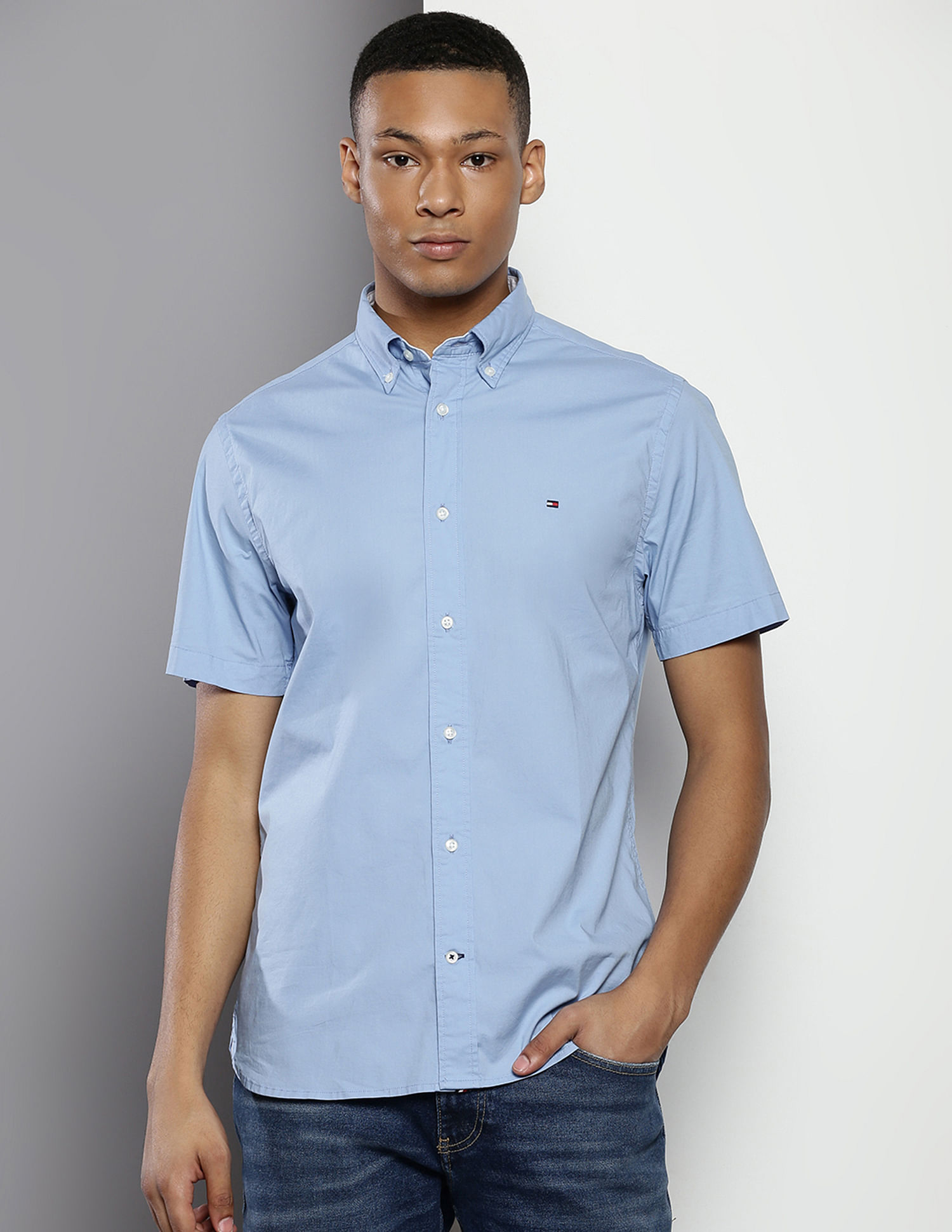 Tommy Hilfiger Short Sleeve Solid Casual Shirt