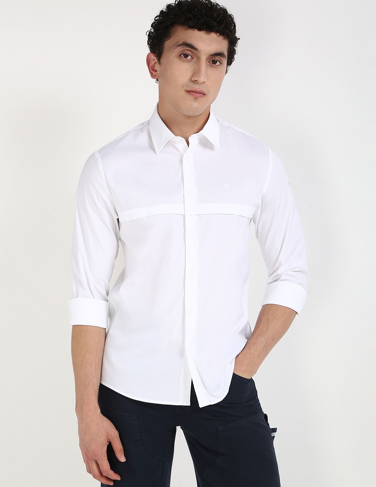 Calvin Klein Jeans Solid Regular-Fit Oxford Woven Shirt