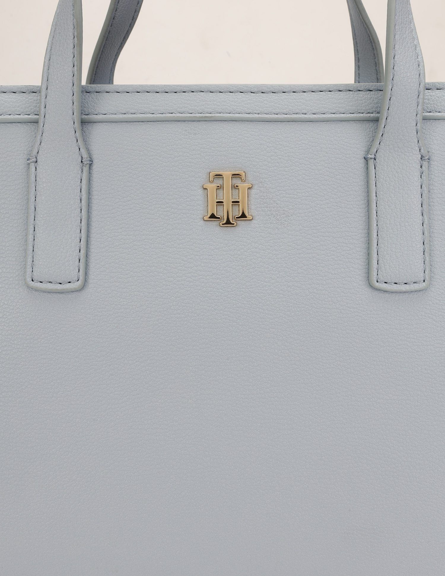 Tommy Hilfiger Solid Blue Cotton Handbags