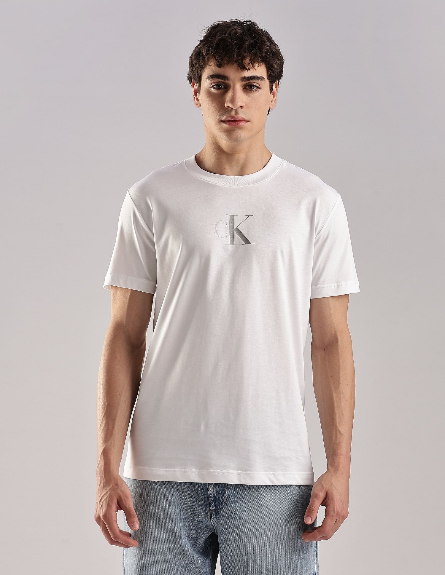 Calvin Klein Jeans Logo Regular-Fit Cotton T Shirt