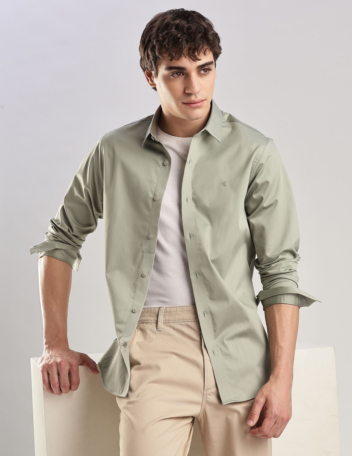 Calvin Klein Jeans Solid Slim Fit Satin Woven Shirt