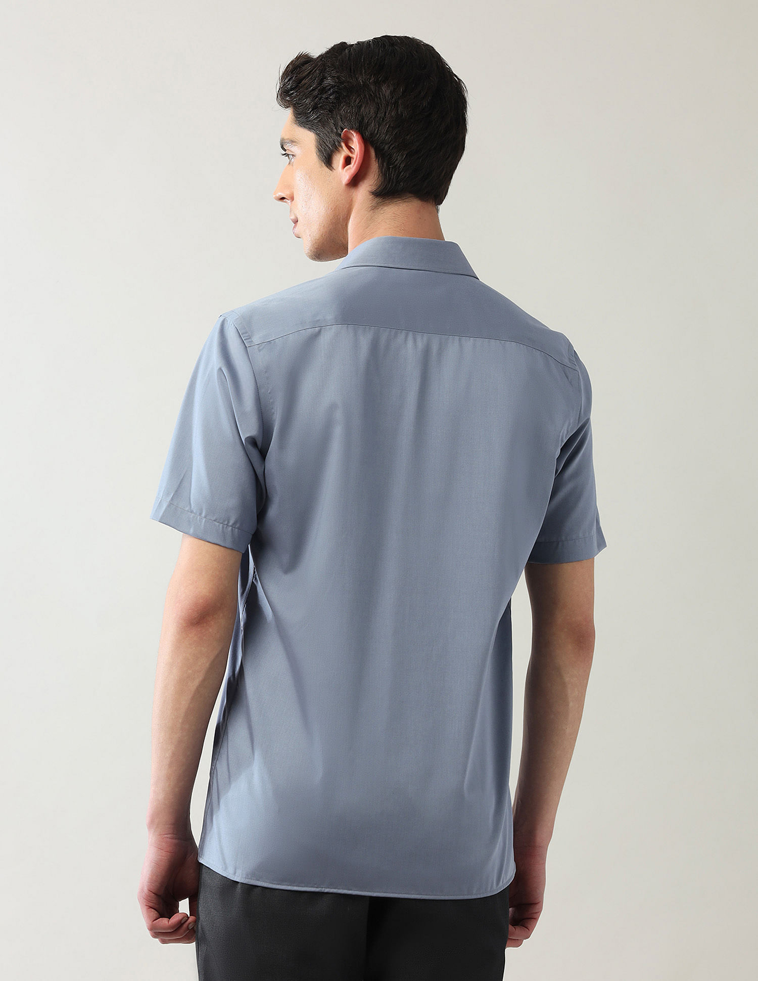 Arrow Solid Liberty Classic Fit Autopress Shirt