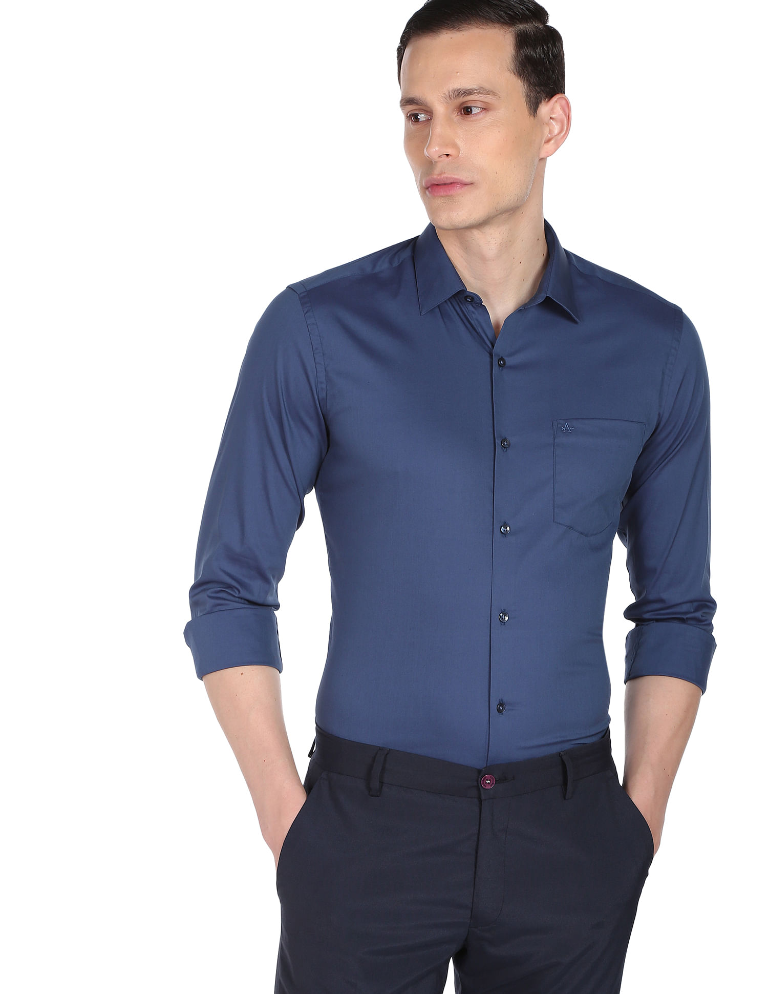 Arrow Solid Manhattan Slim Fit Shirt