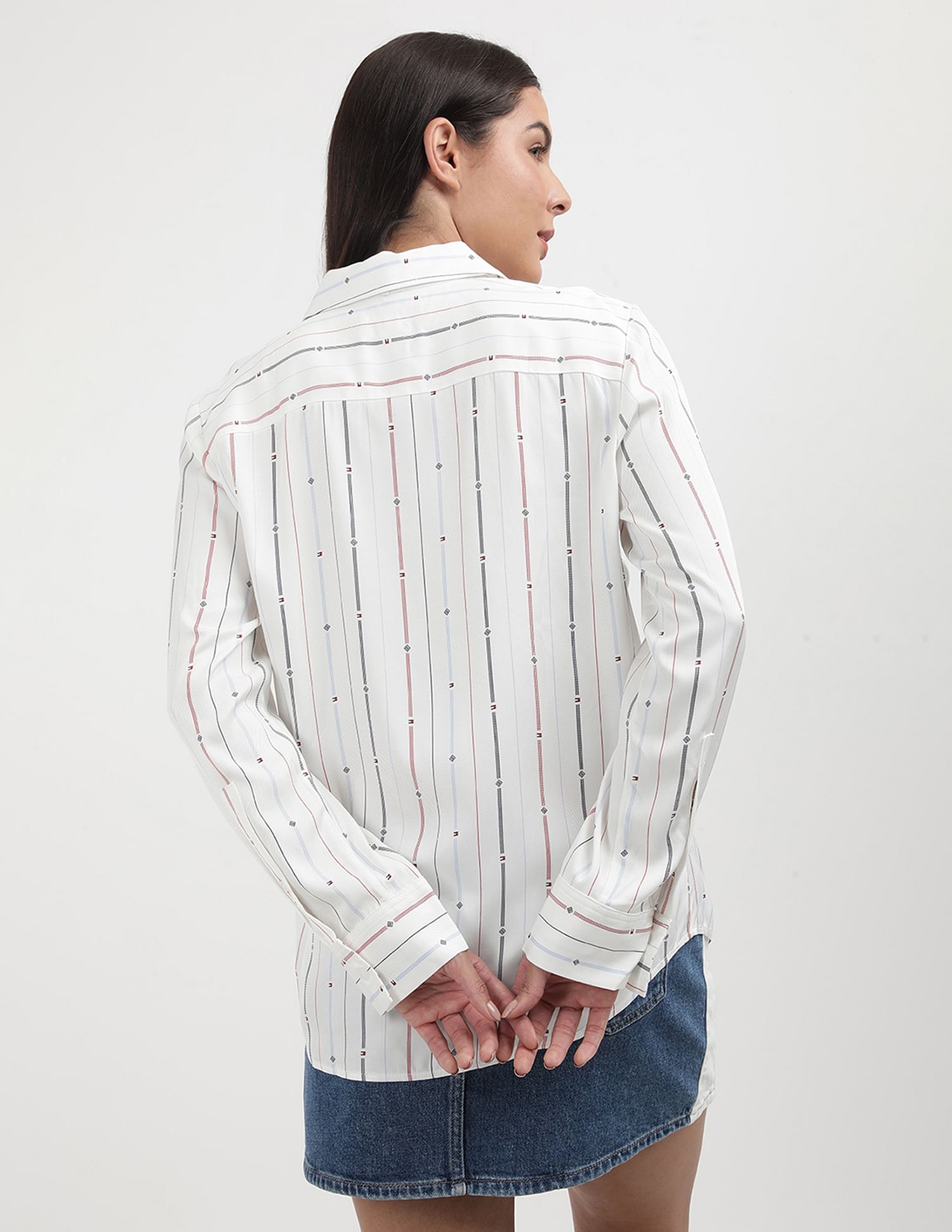 Tommy Hilfiger Regular Fit Vertical Striped Shirt
