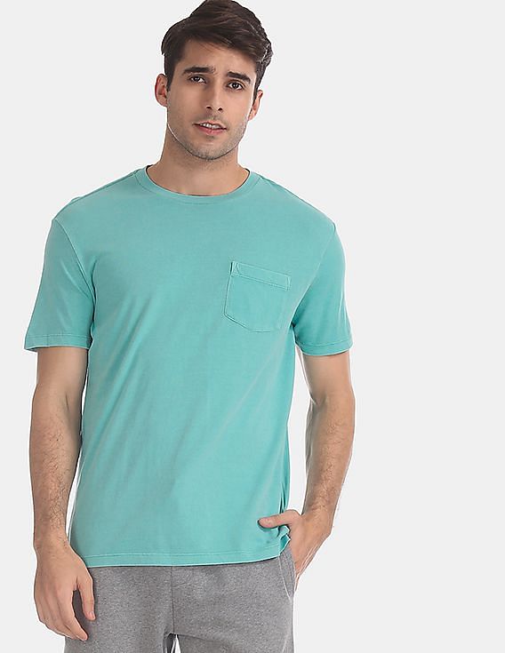 Gap vintage wash pocket tee discount