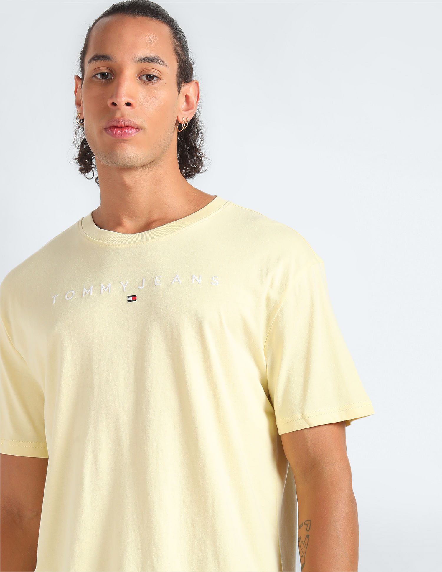 Tommy Hilfiger Regular Fit Linear Logo T-Shirt