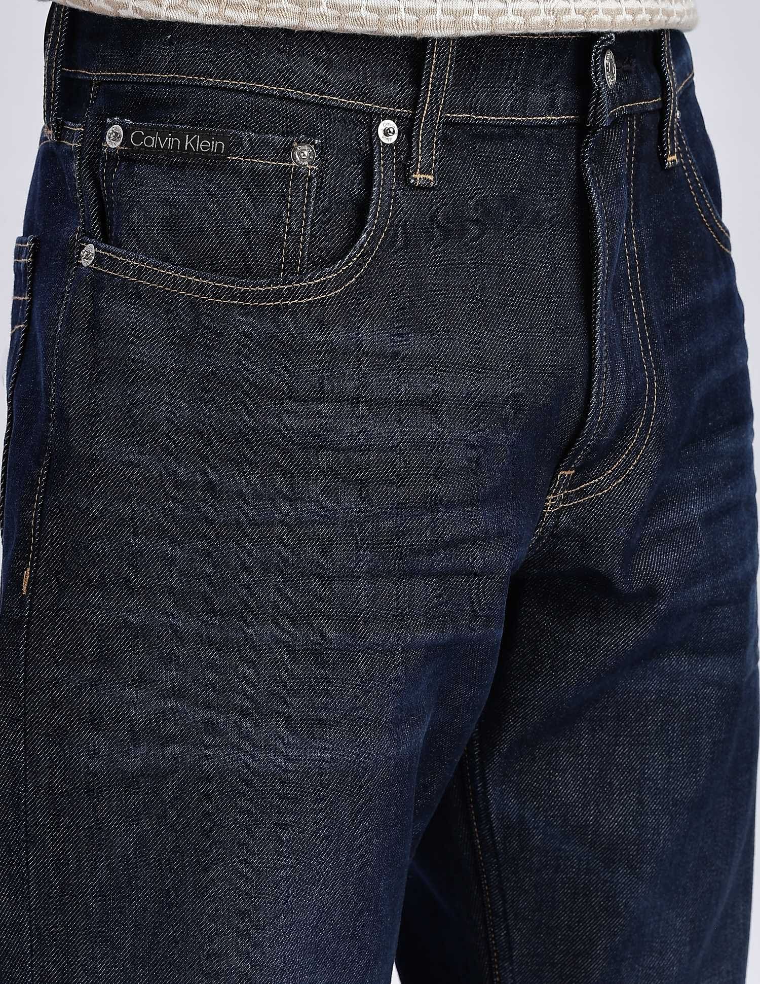 Calvin Klein Jeans Light-Wash Straight-Fit Mid Rise Jeans