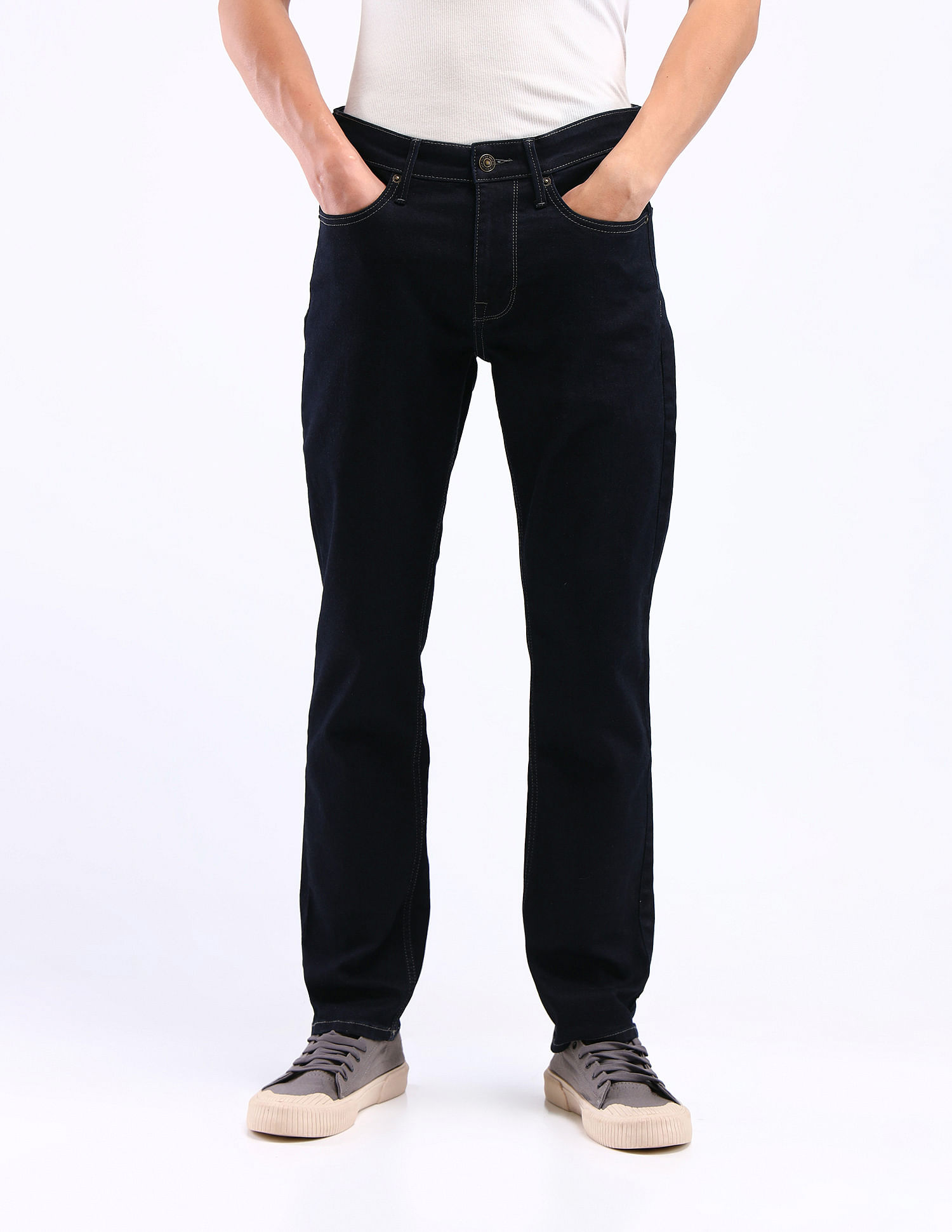 Flying Machine Mid Rise Freddie Slim Straight Fit Jeans