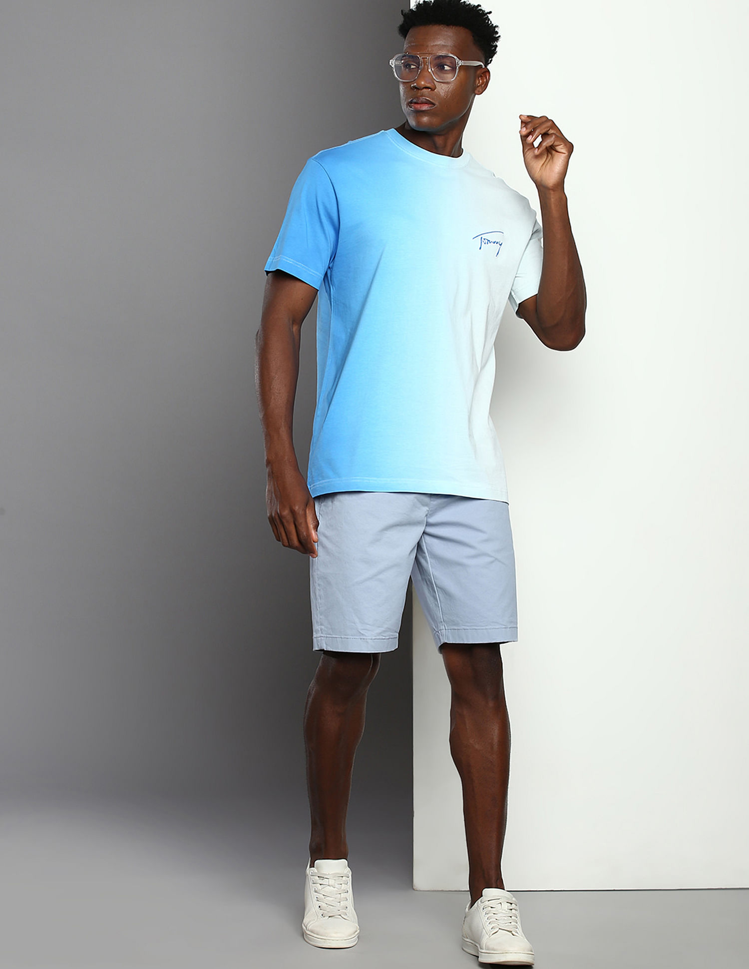 Tommy Hilfiger Signature Logo Dip Dye T-Shirt