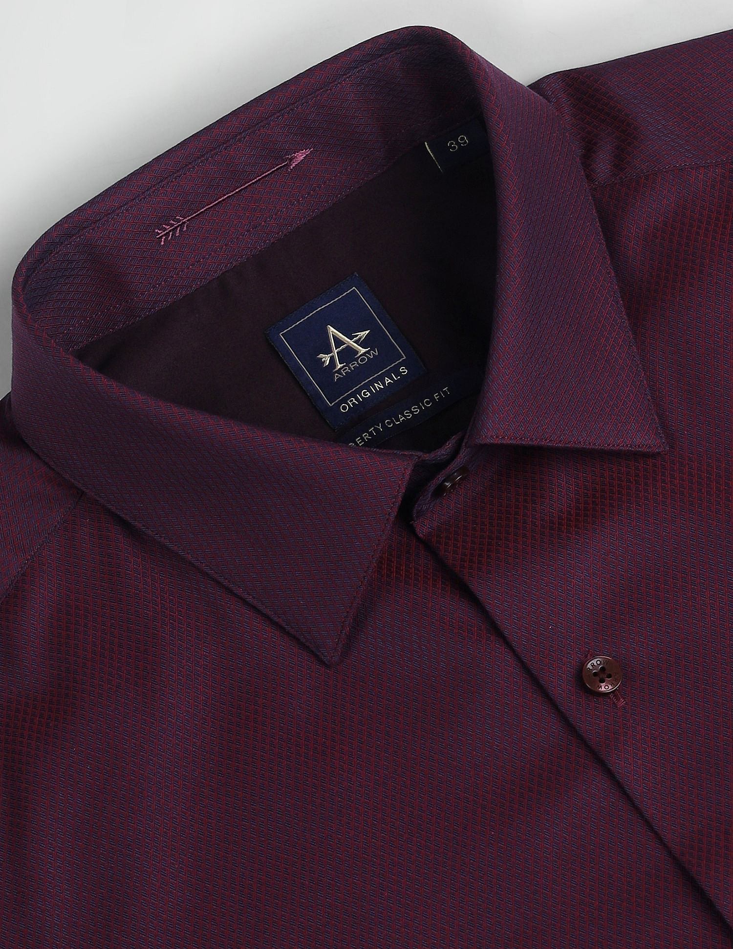 Arrow Cutaway Collar Dobby Shirt