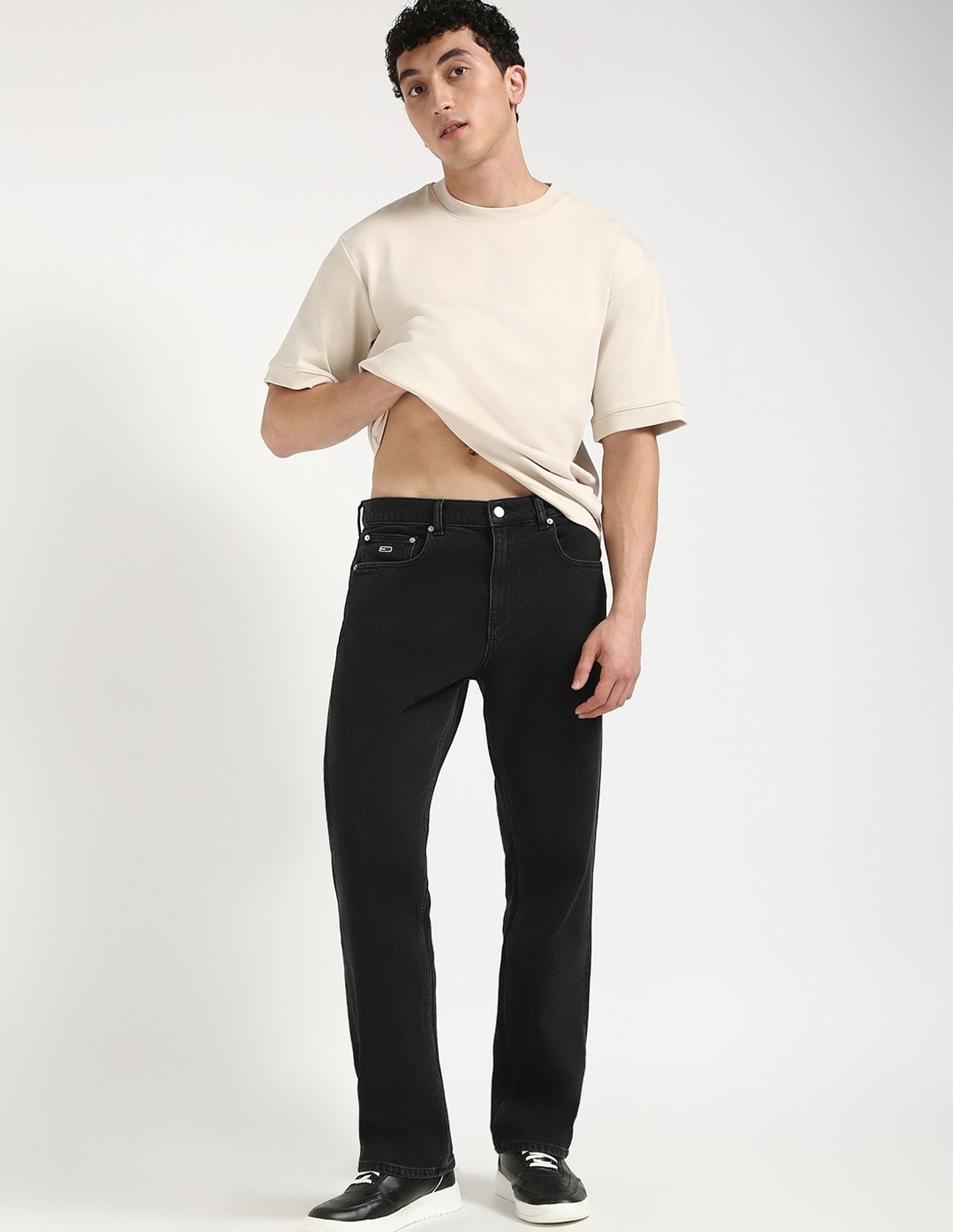 Tommy Hilfiger Rinse-Wash Regular-Fit Mid Rise Jeans