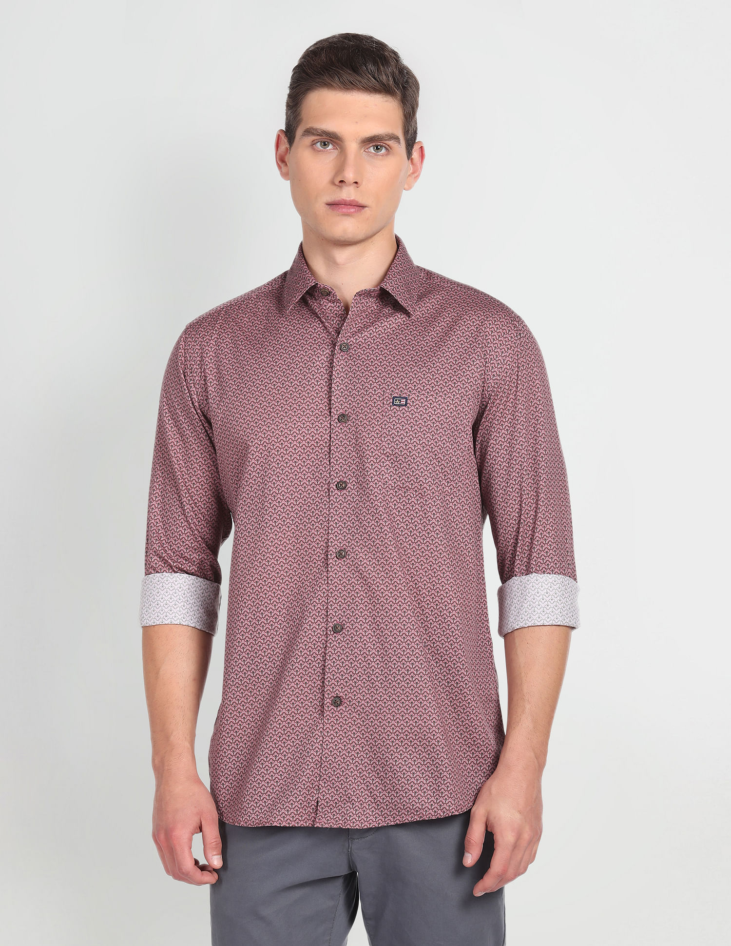 Arrow Sports Manhattan Slim Fit Cotton Shirt