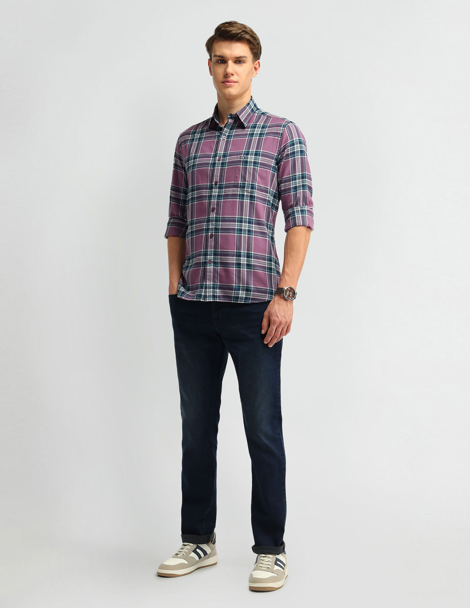 Arrow Sport Tailored Fit Cotton Shirt
