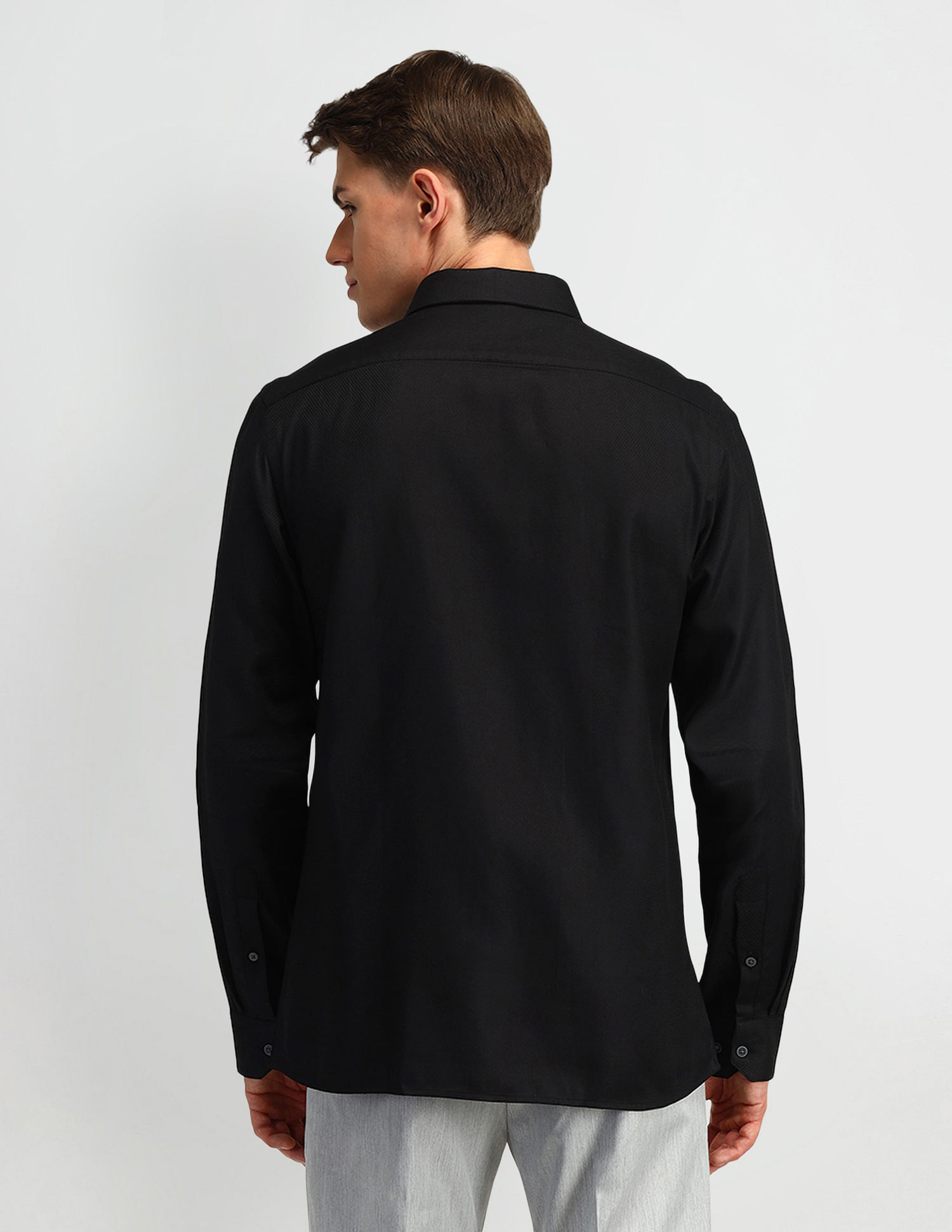 Arrow Manhattan Slim Fit Textured Shirt