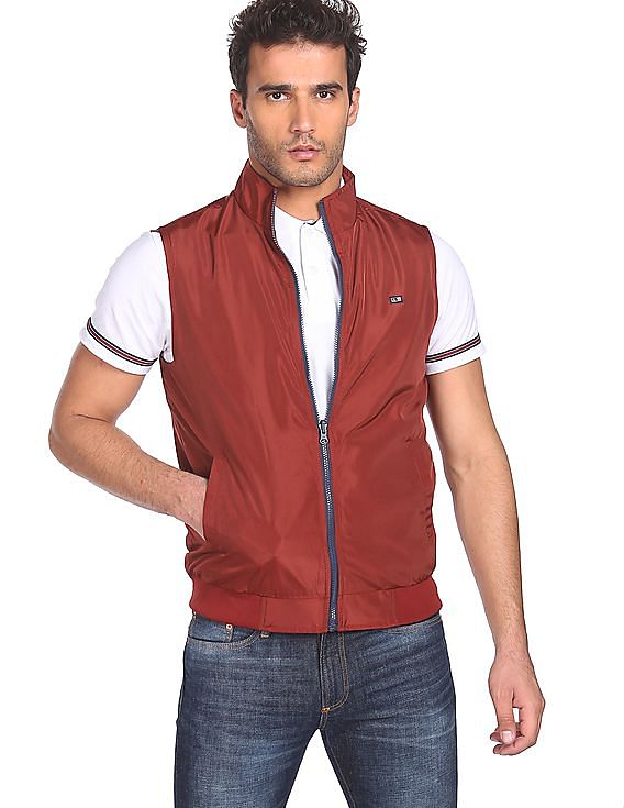 Red sleeveless deals jacket mens