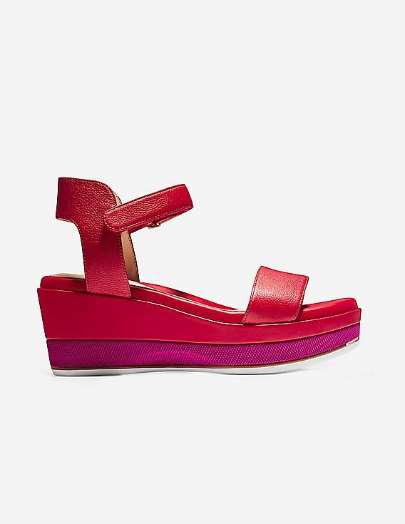 Buy Women's Fashion Sandals | Light weight, Comfortable & Trendy Flatform  Sandals for Girls | Soft Footbed | Casual and Stylish Floaters for Walking,  Working, All Day Wear Online at desertcartINDIA