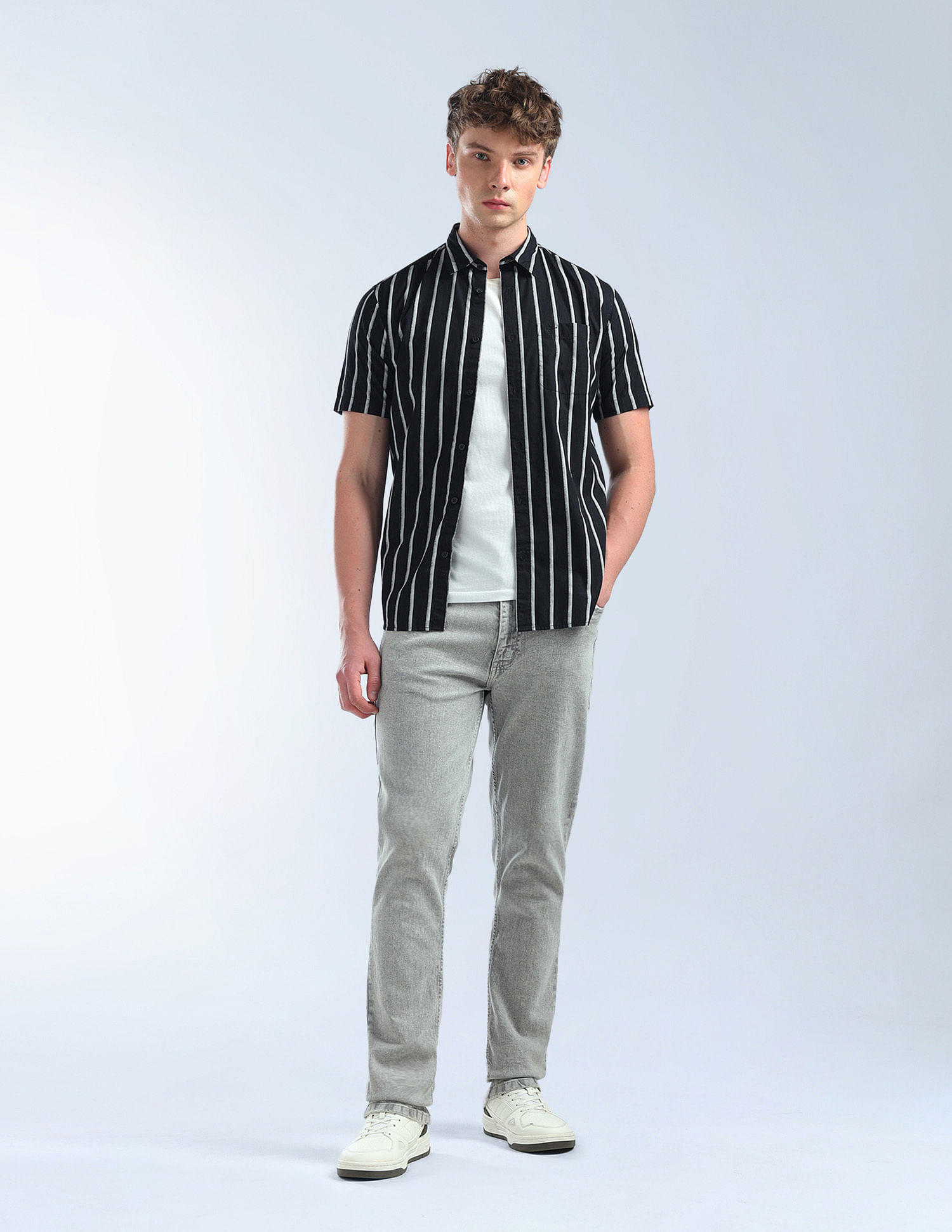 Flying Machine Vertical Striped Slim Fit Shirt