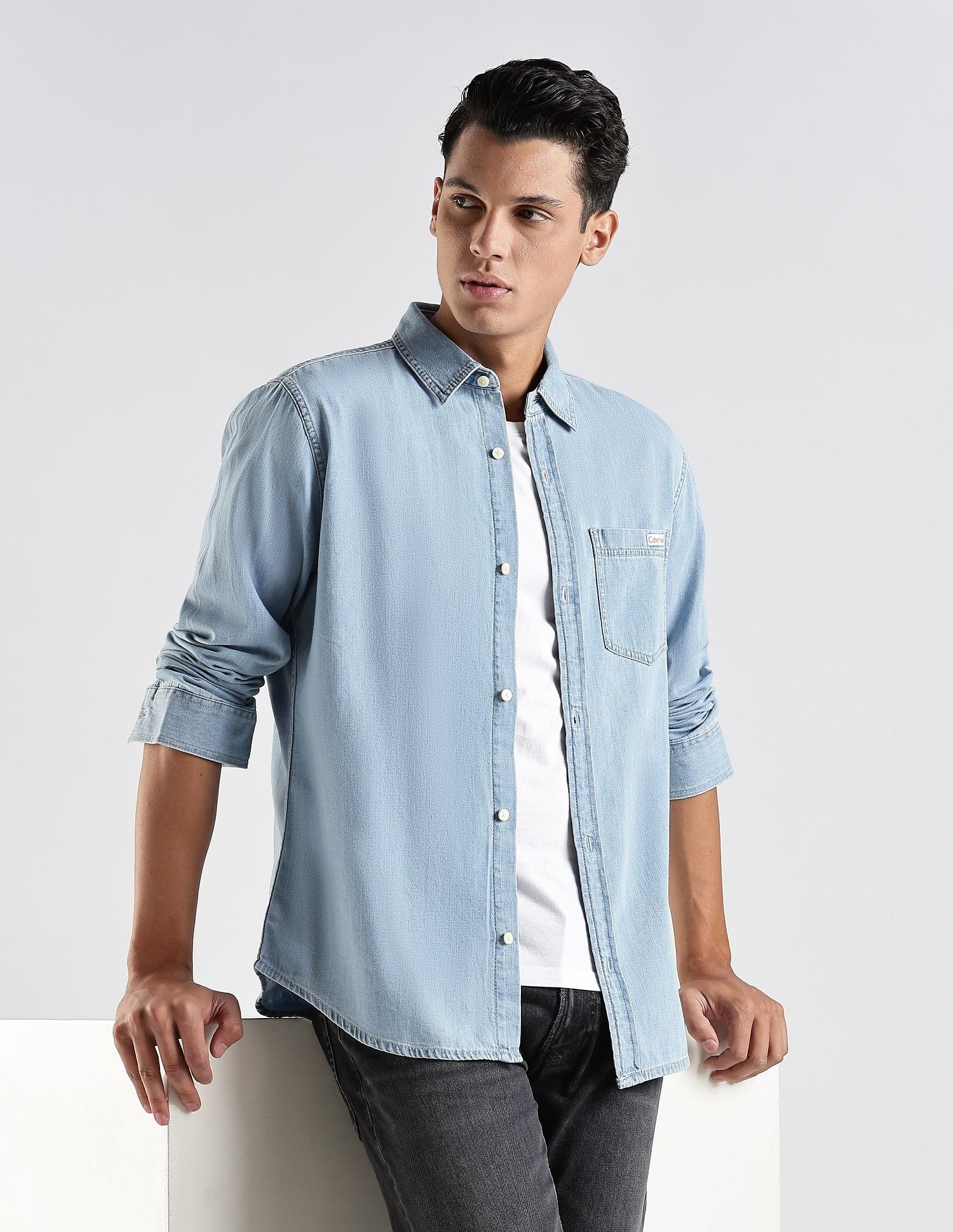 Calvin Klein Jeans Solid Regular Fit Cotton Shirt