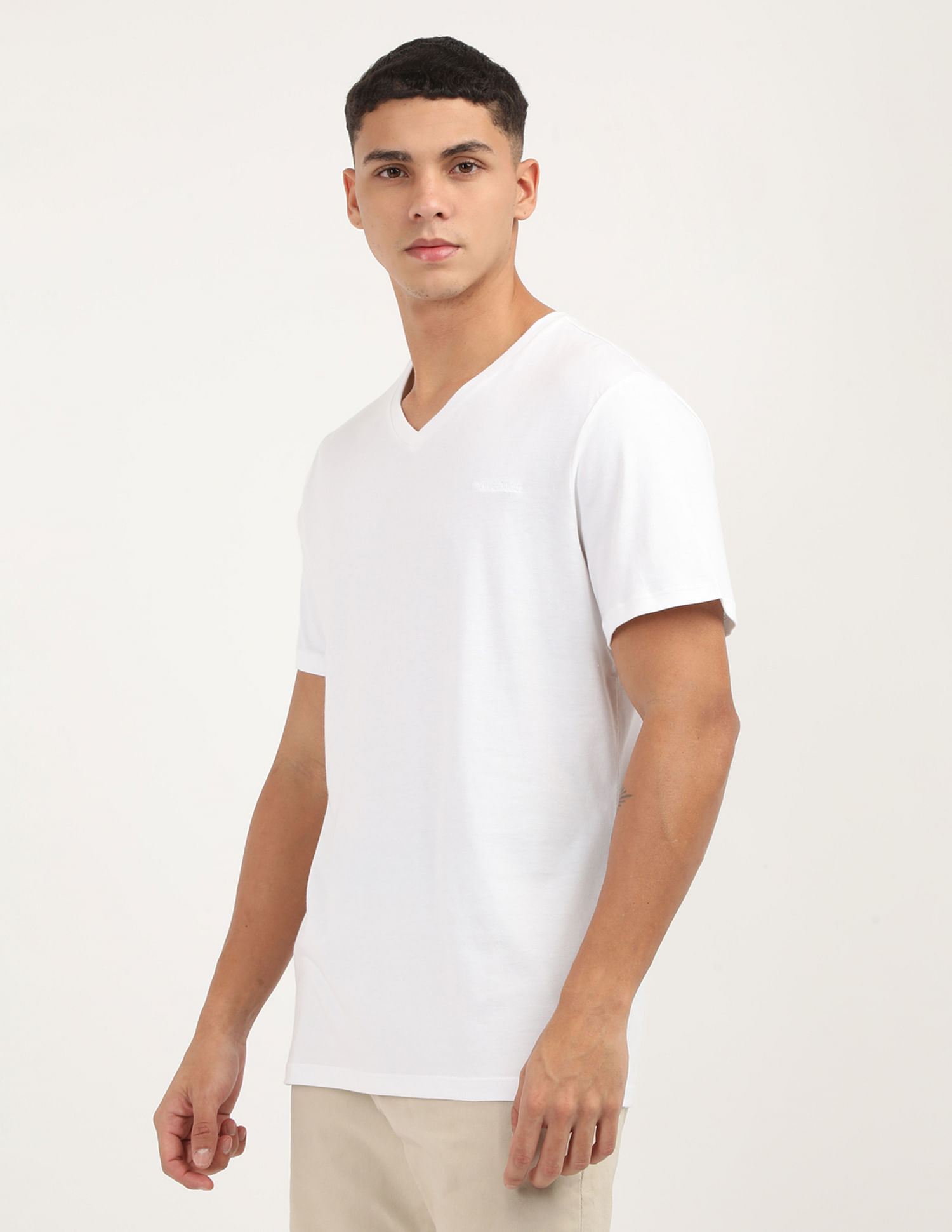 Calvin Klein Jeans Solid Liquid V Neck T-Shirt