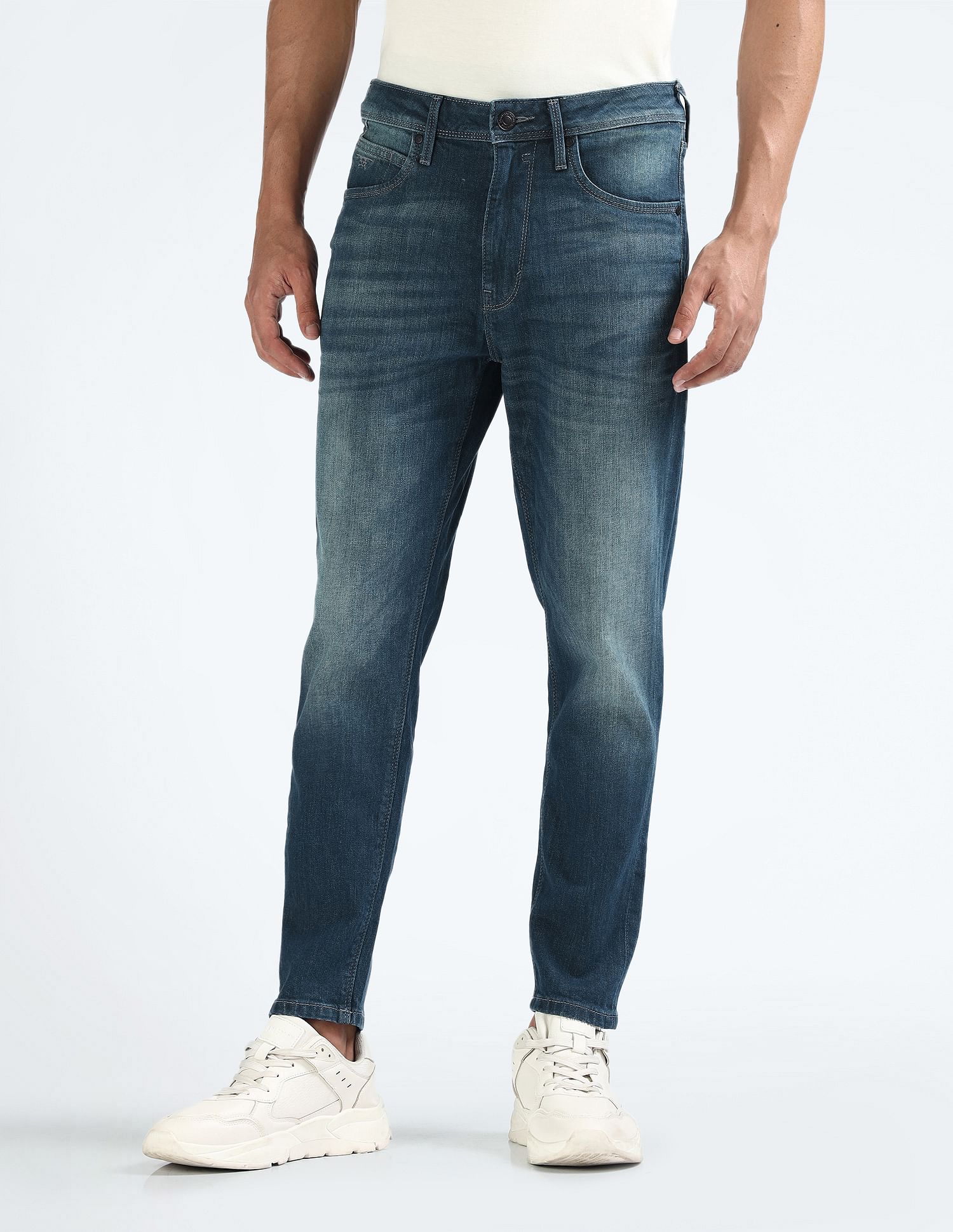 Flying Machine Mankle Relax Tapered Fit Jeans