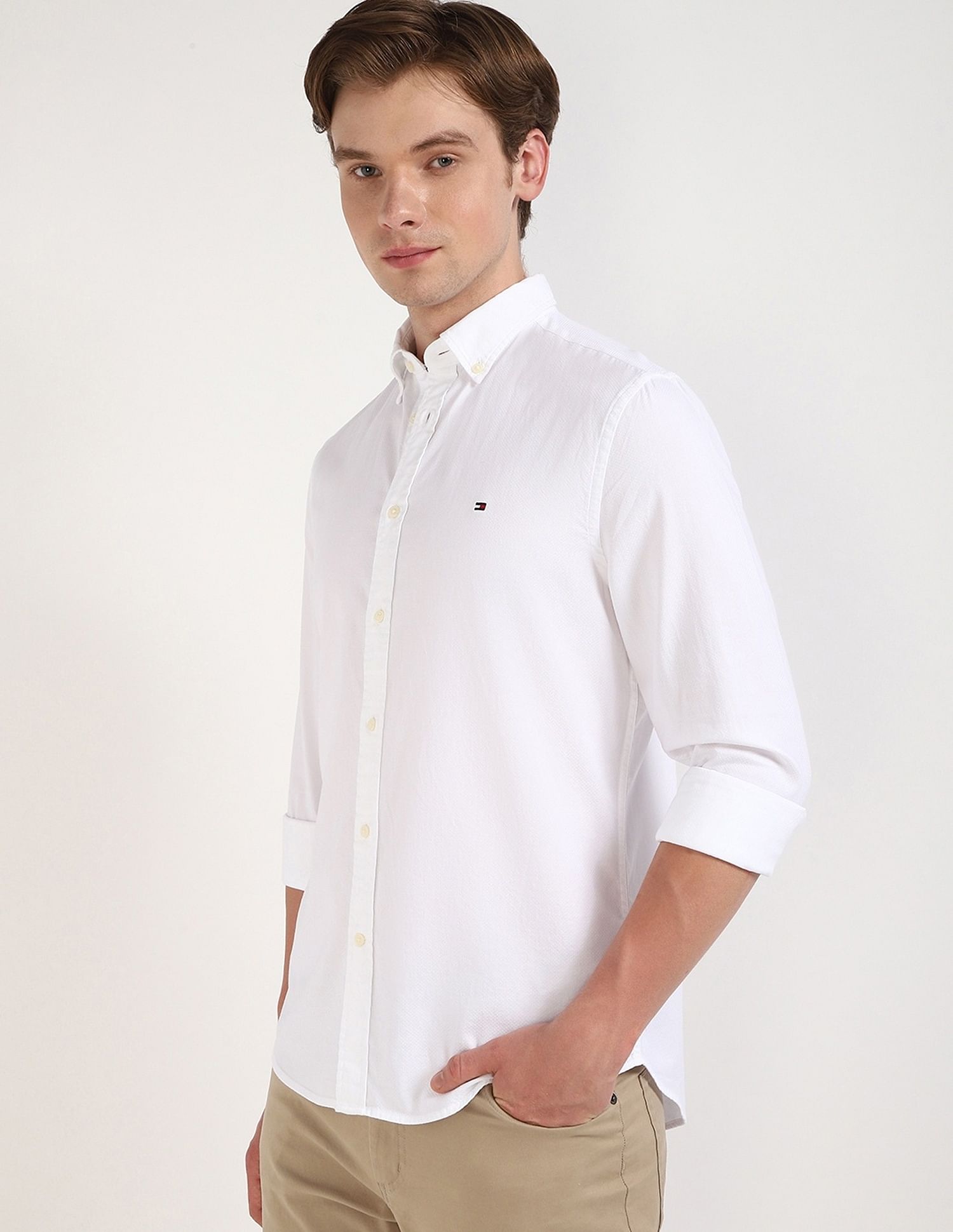 Tommy Hilfiger Solid Slim-Fit Dobby Woven Shirt